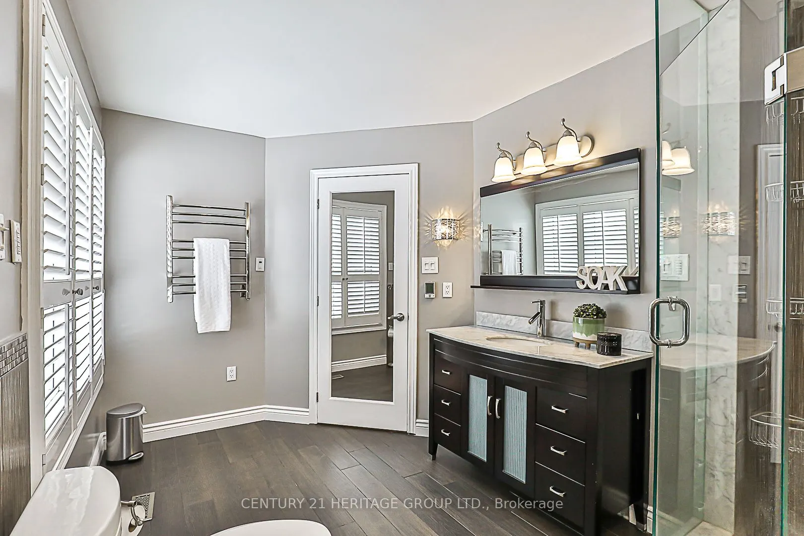 310 Chambers Crescent
