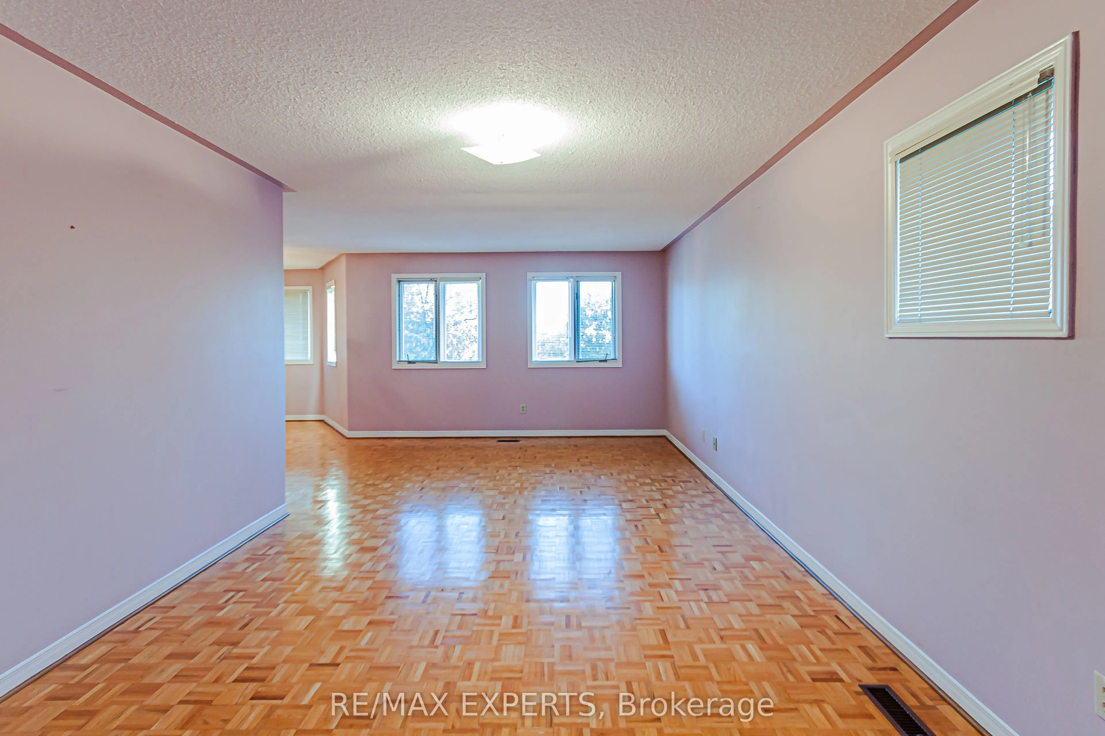 100 Nimbus Place
