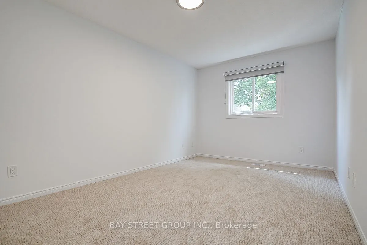 67 Kyla Crescent