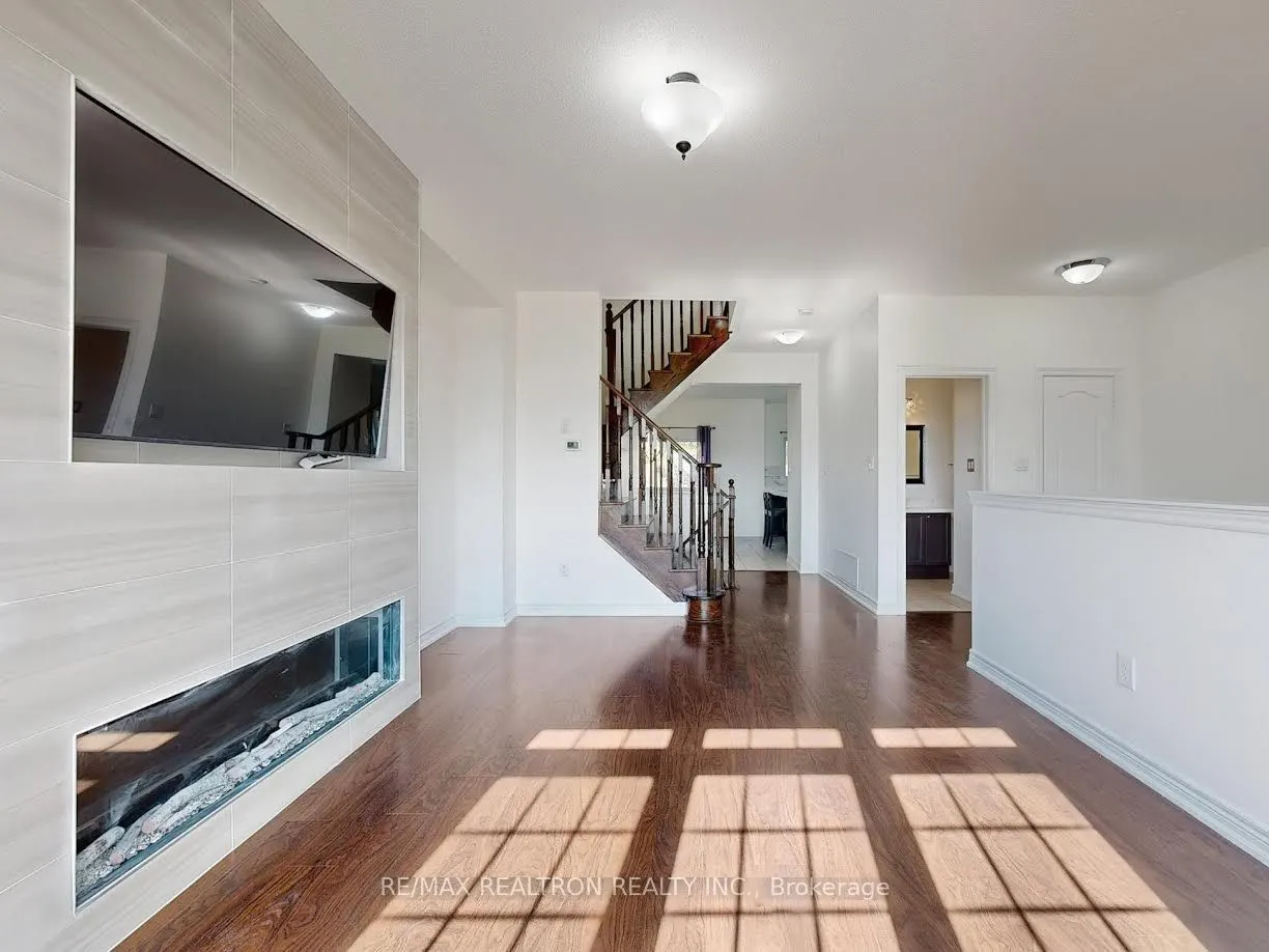 105 Matthewson Avenue