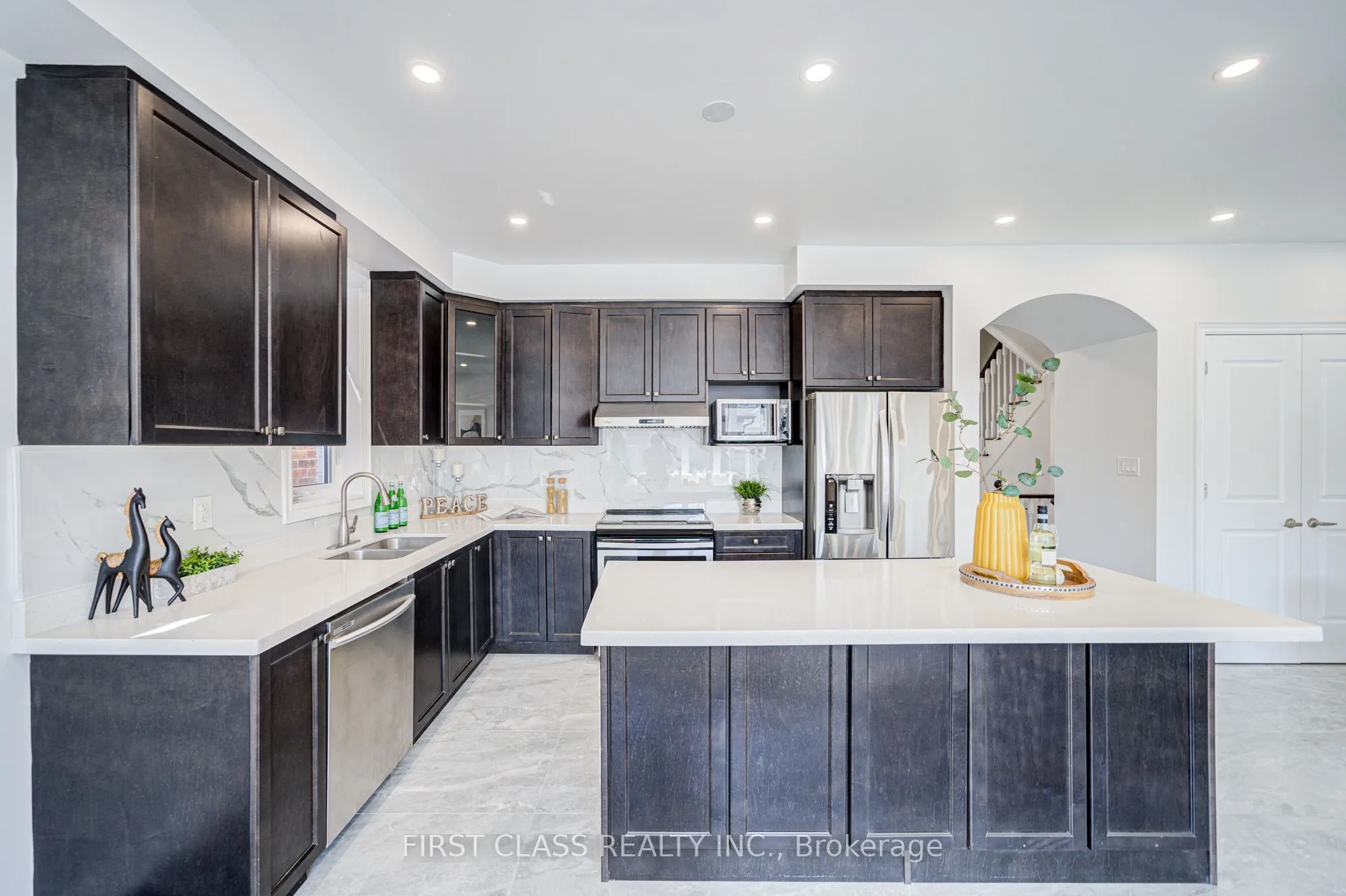 77 Diamond Jubilee Drive