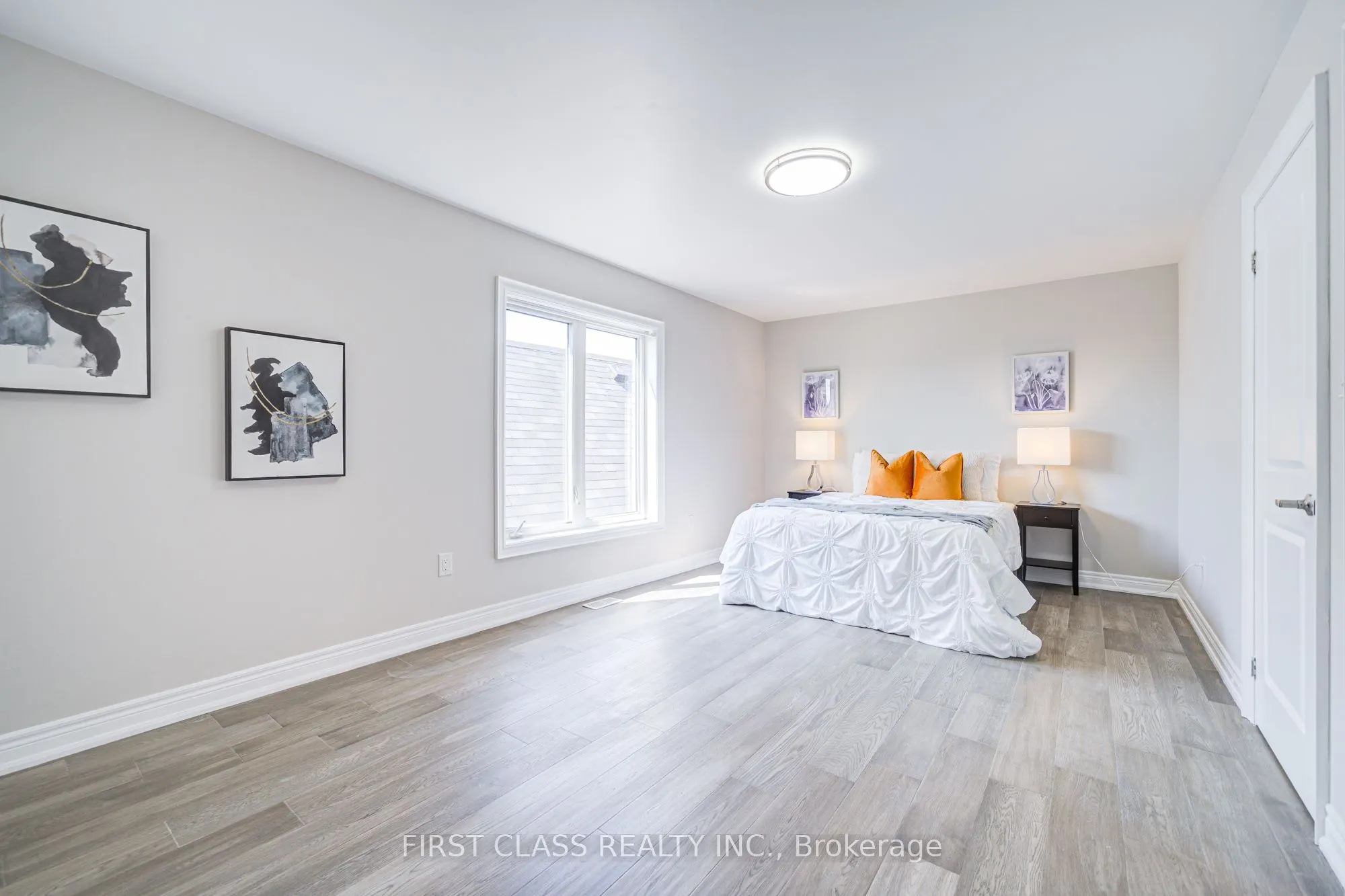 77 Diamond Jubilee Drive