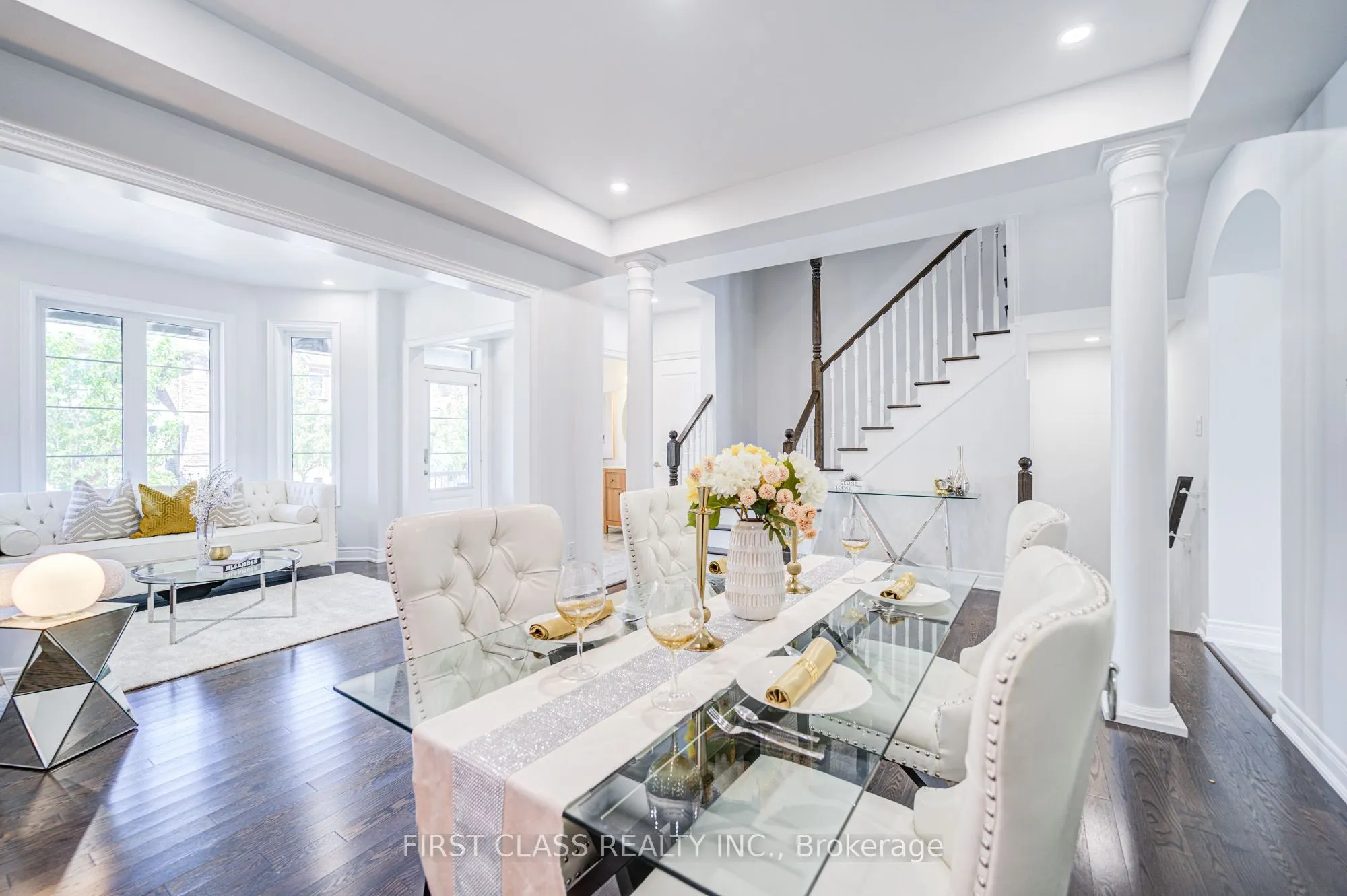 77 Diamond Jubilee Drive