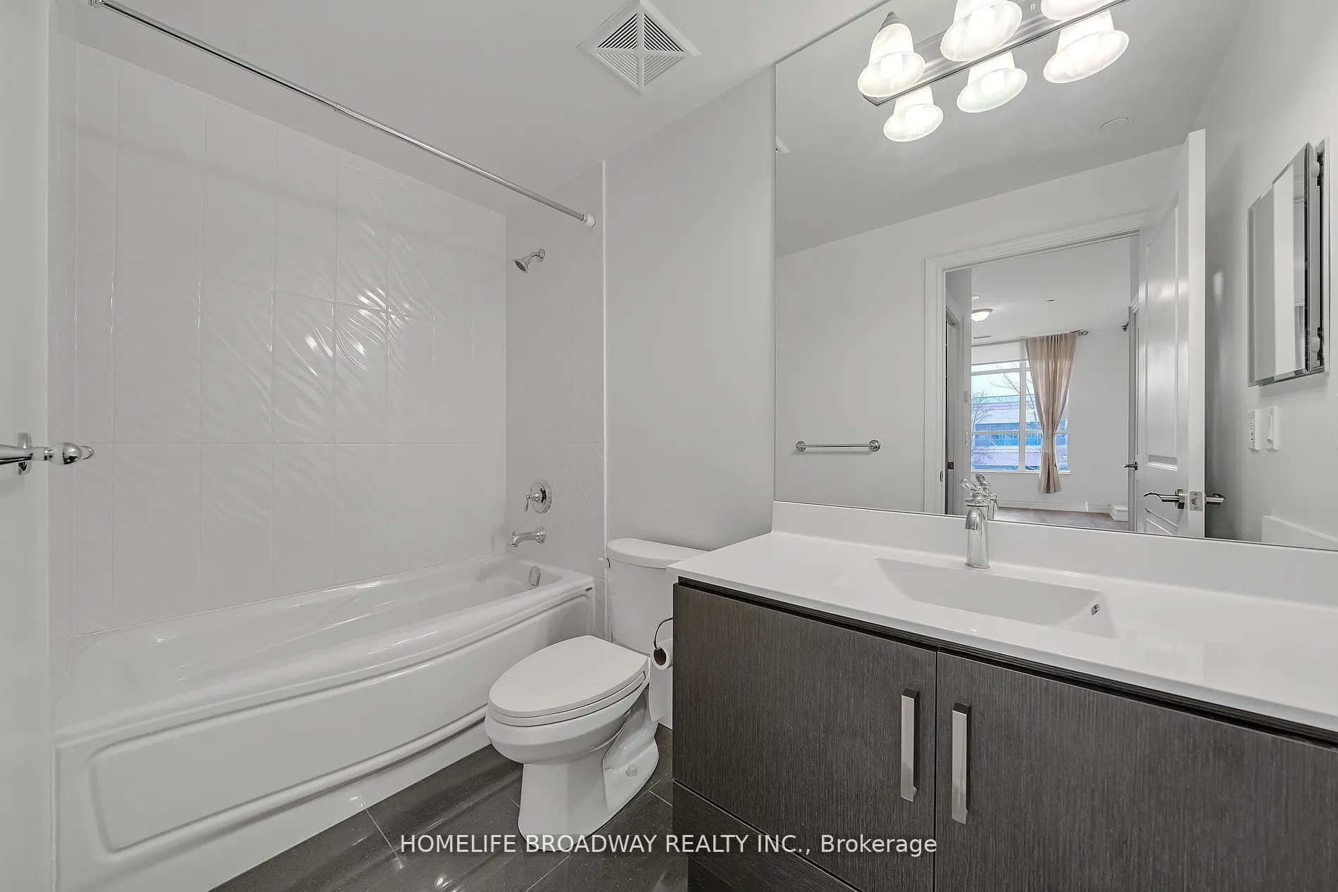 89 South Town Centre Boulevard, #103