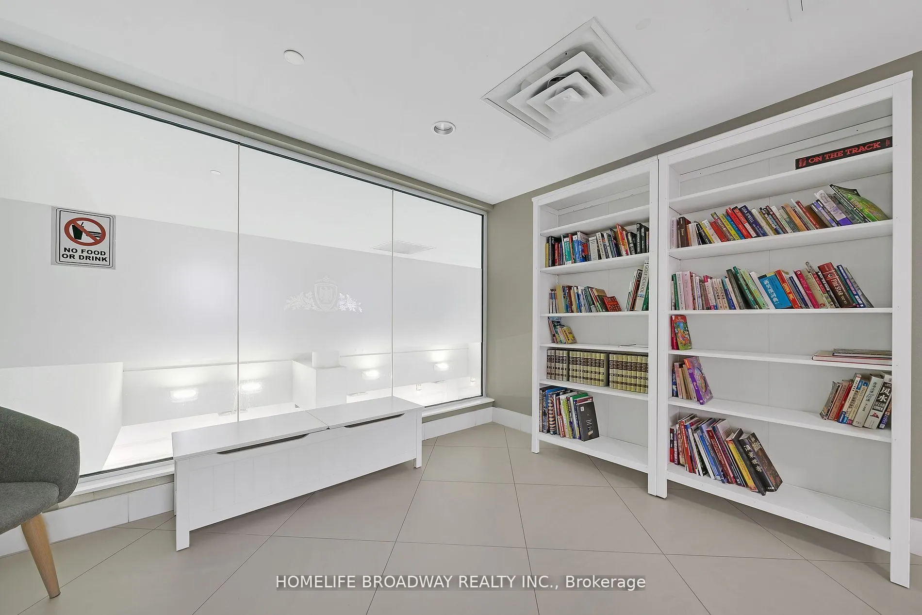 89 South Town Centre Boulevard, #103