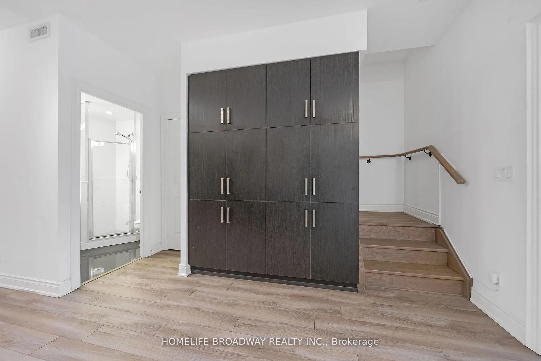 89 South Town Centre Boulevard, #103