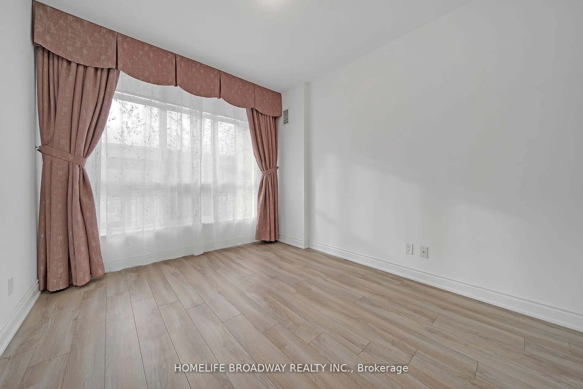 89 South Town Centre Boulevard, #103