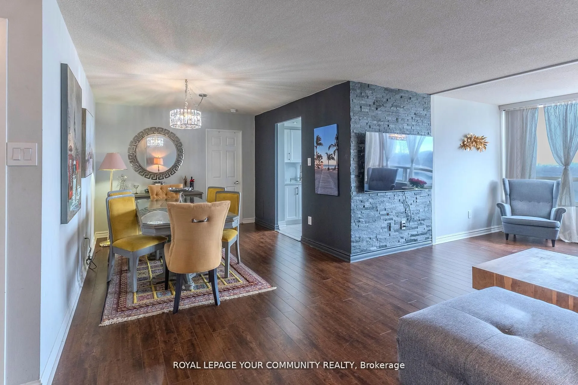 8501 Bayview Avenue, #1002