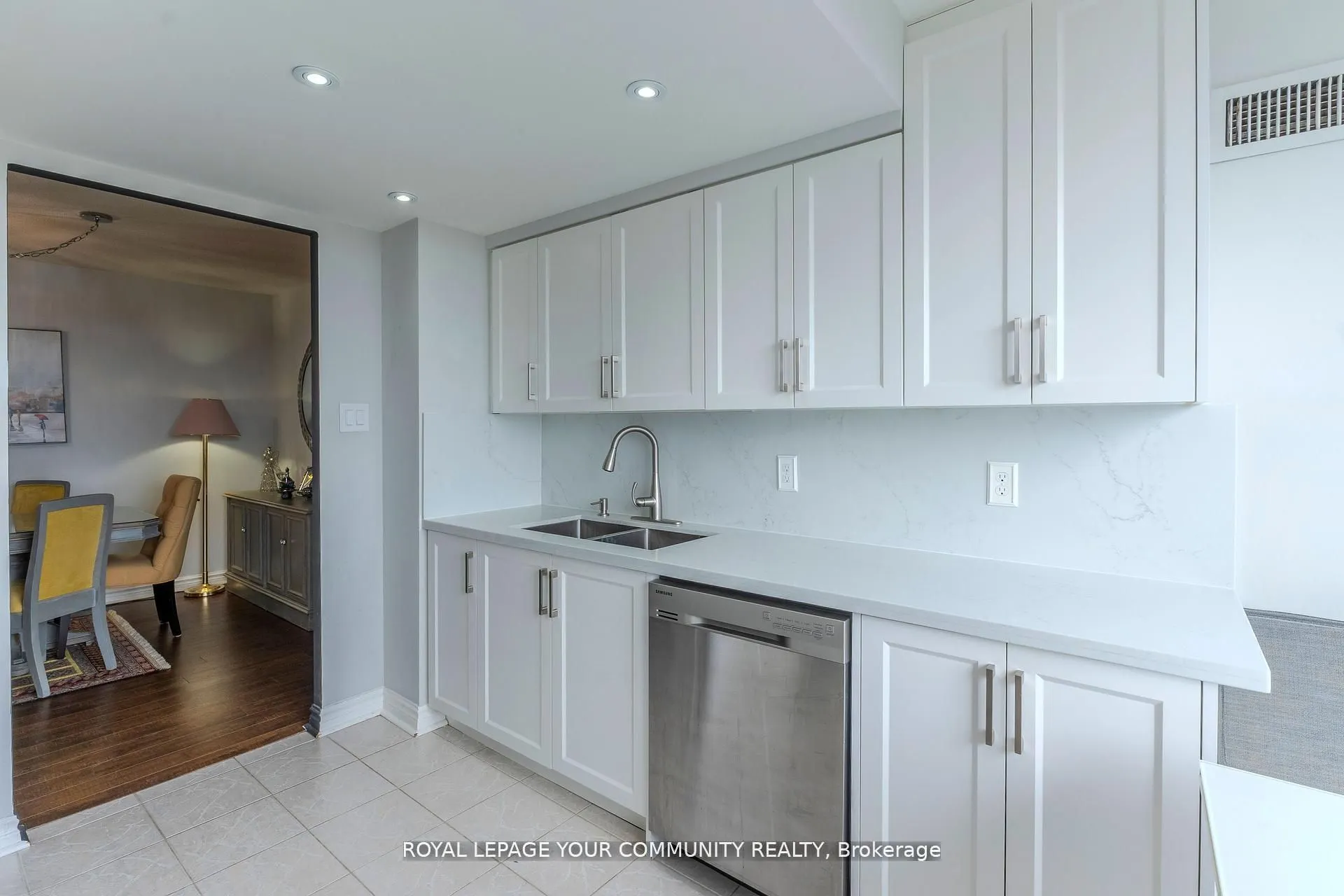 8501 Bayview Avenue, #1002