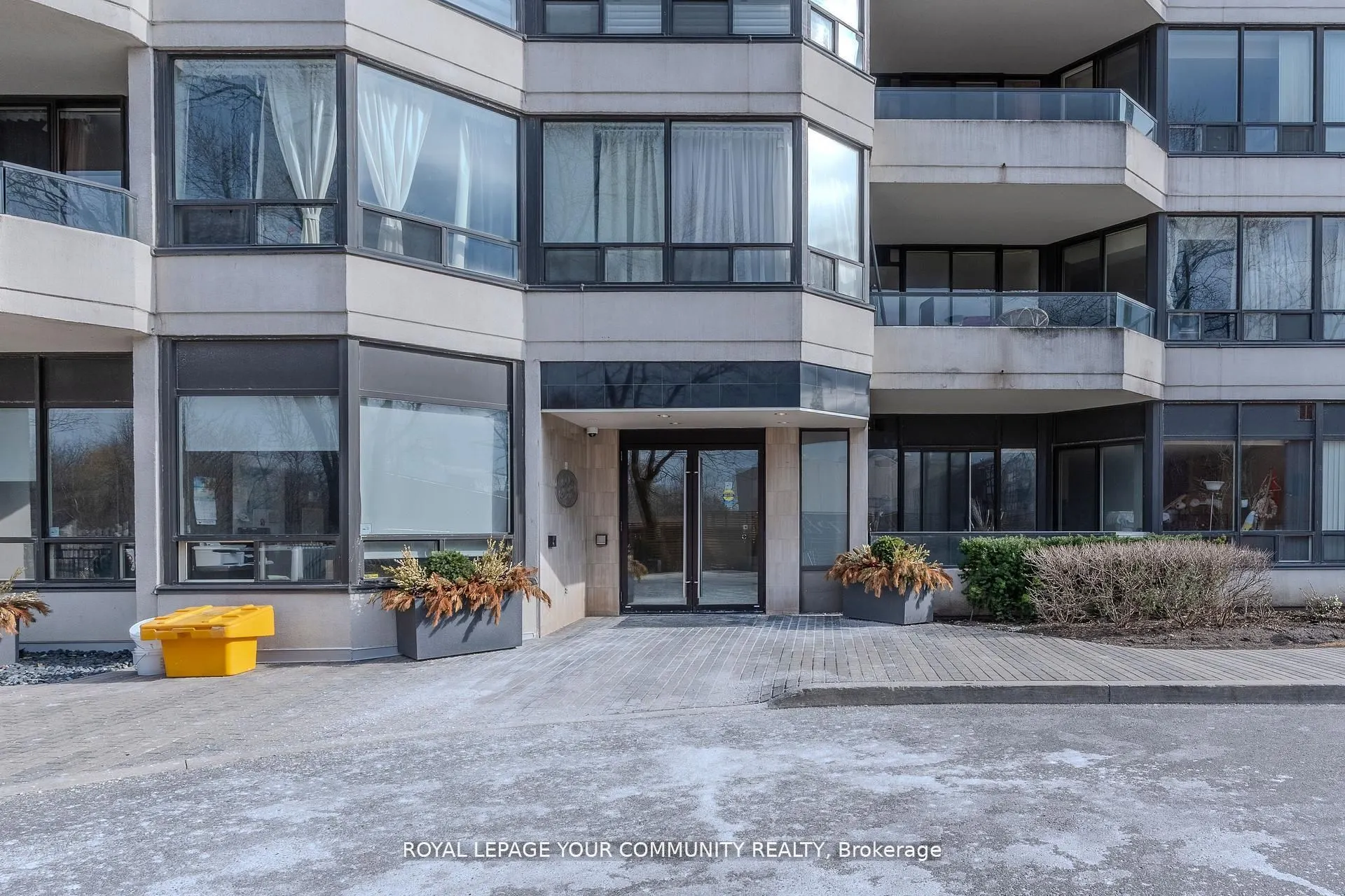 8501 Bayview Avenue, #1002