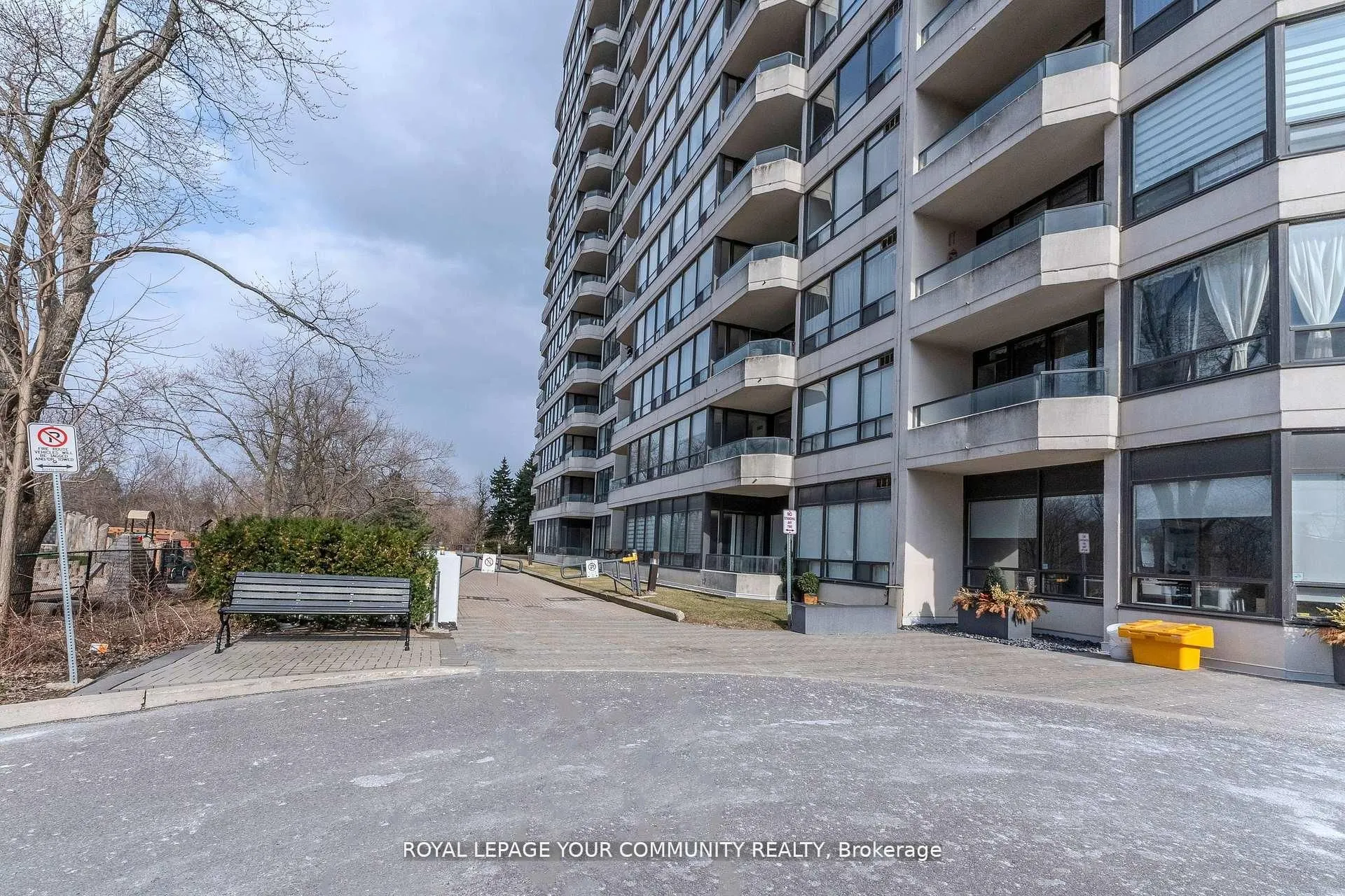 8501 Bayview Avenue, #1002