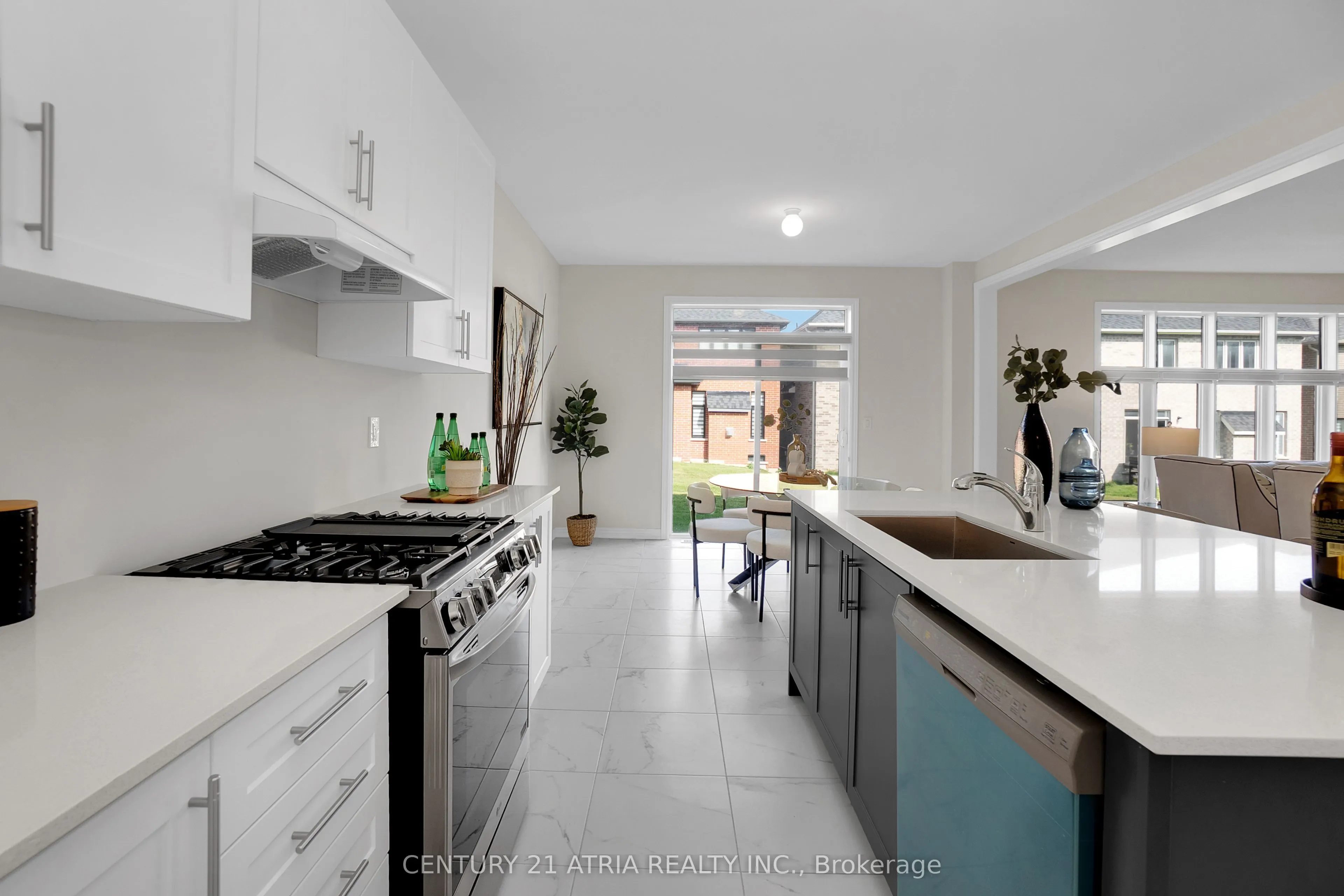 1413 Davis Loop