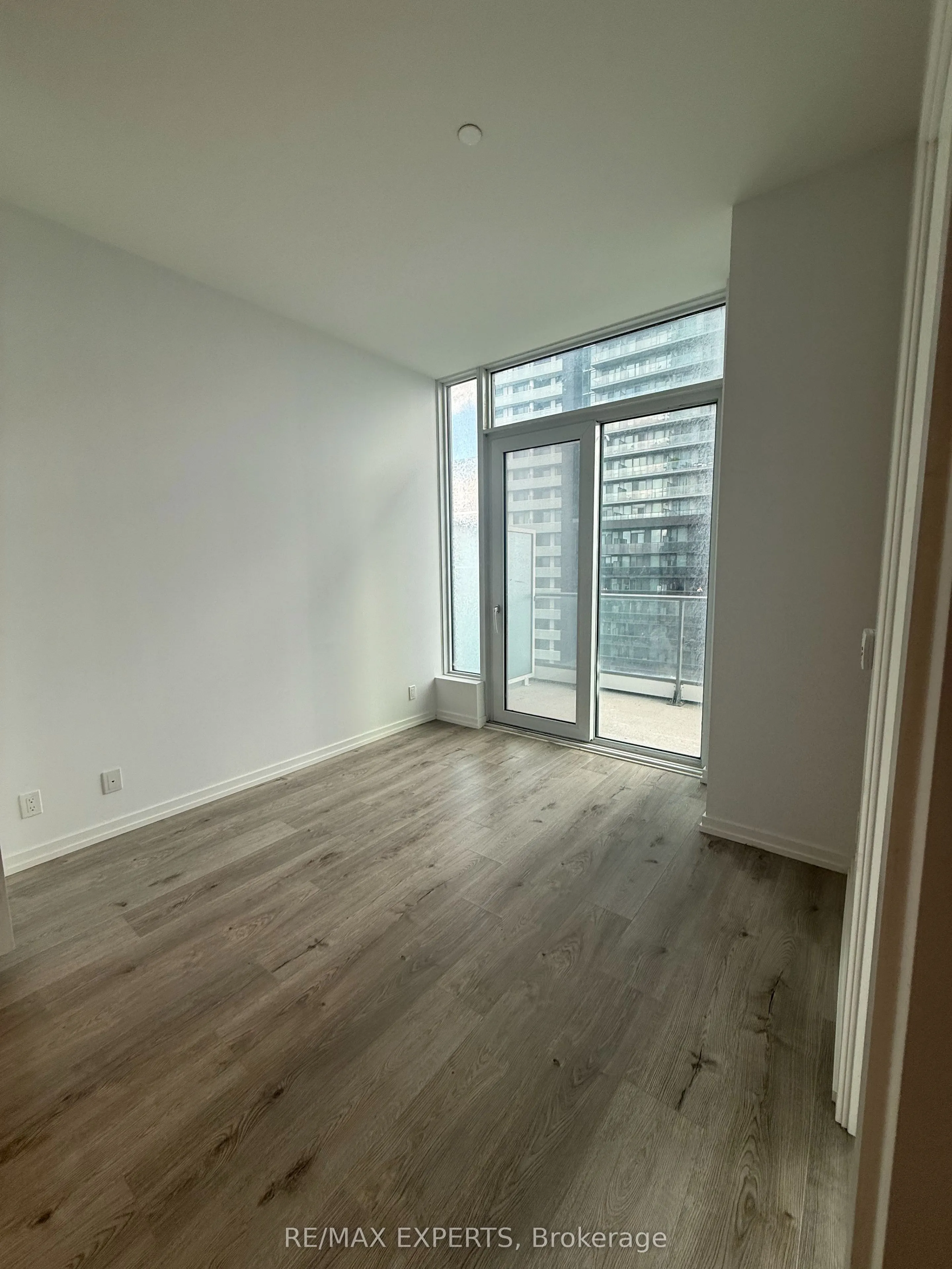 7890 Jane Street, #808