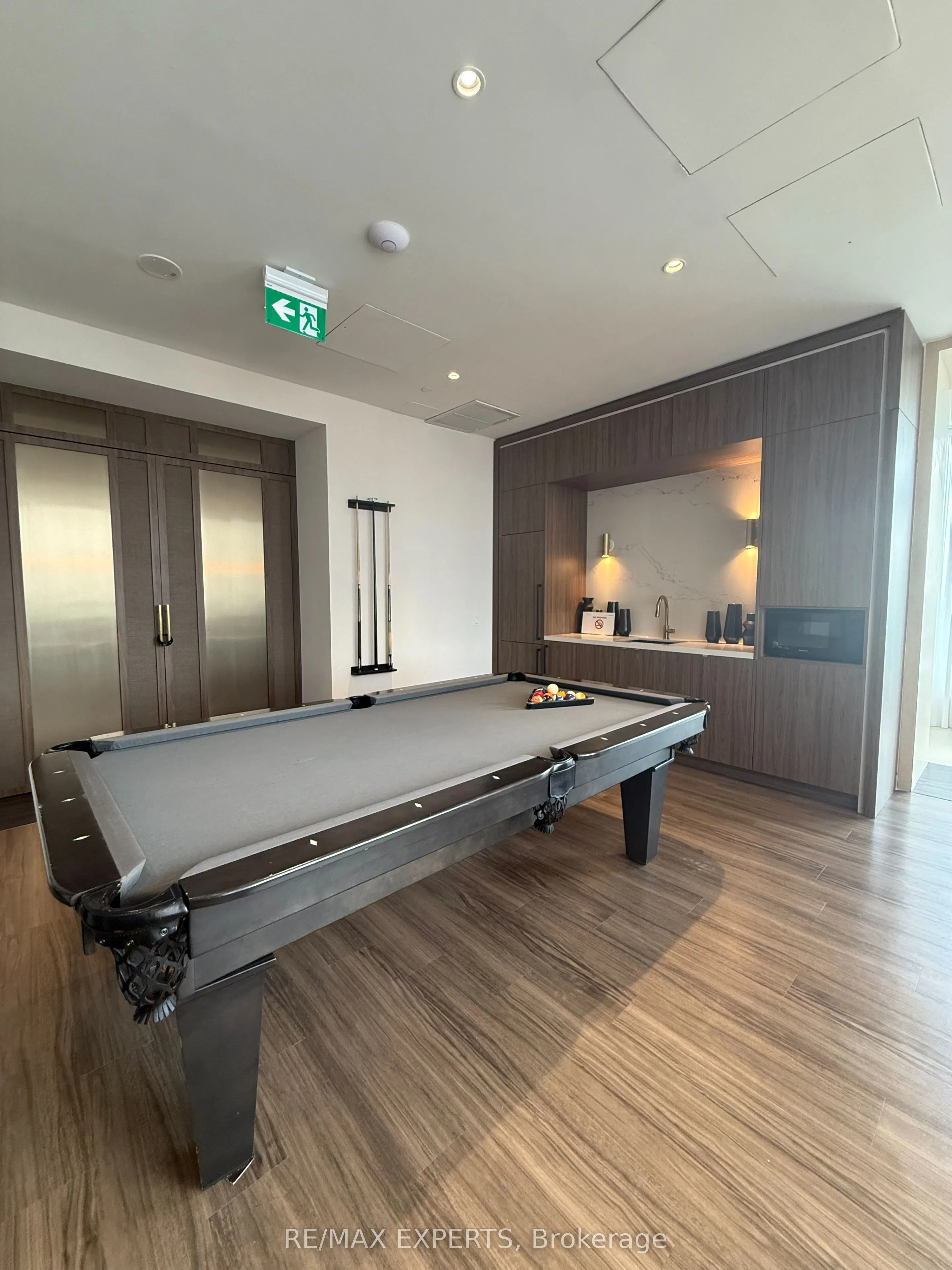 7890 Jane Street, #808