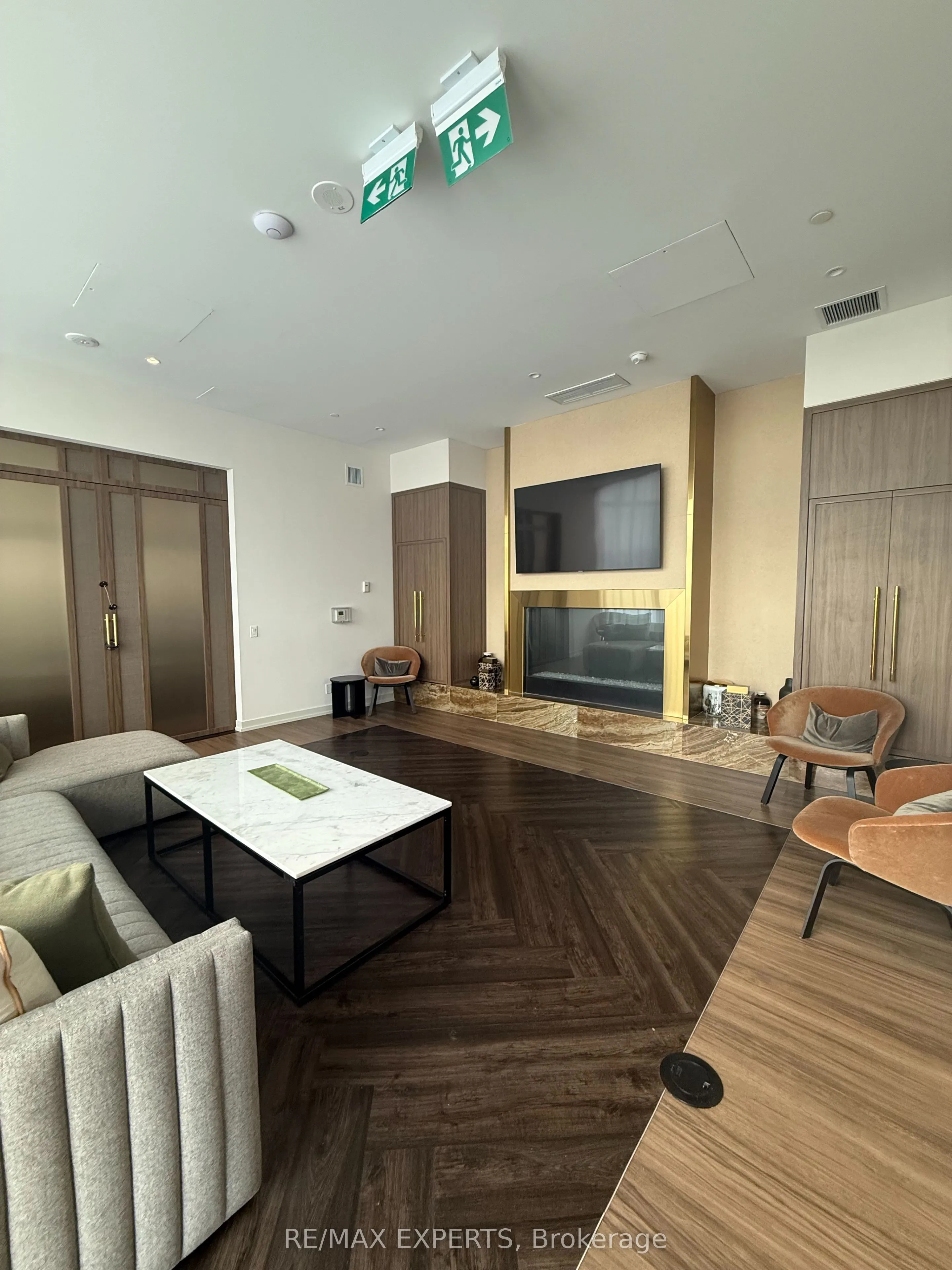 7890 Jane Street, #808