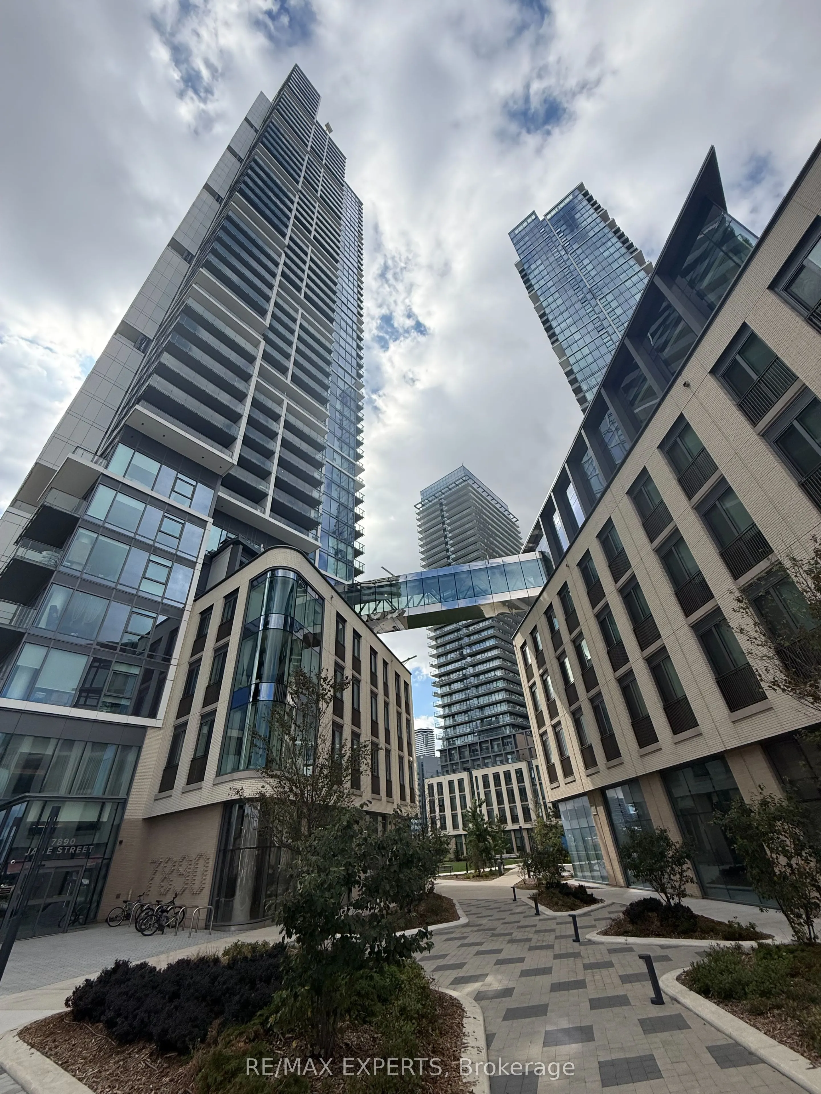 7890 Jane Street, #808