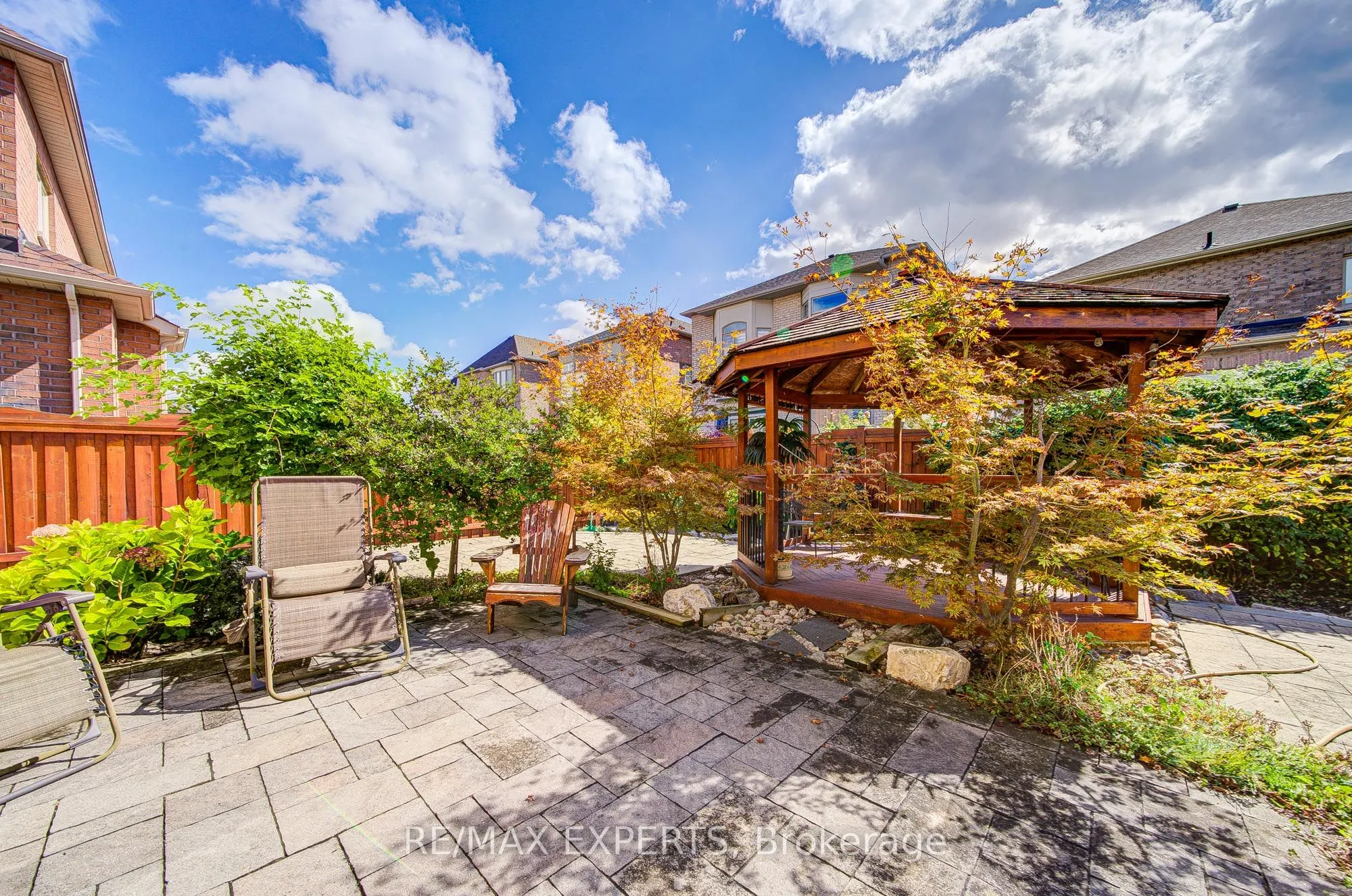 277 Chatfield Drive S
