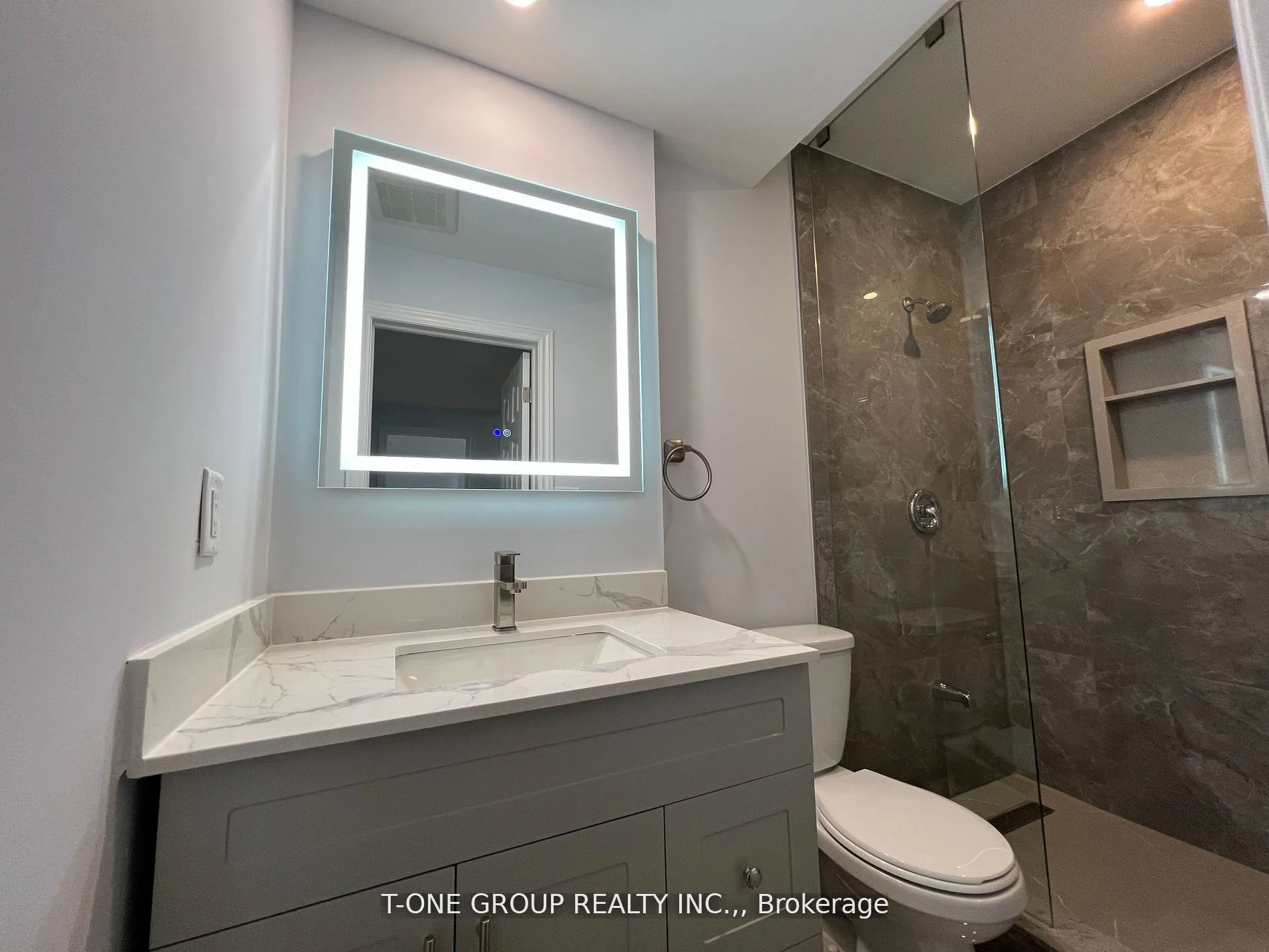 82 Madoc Place, #BSMT