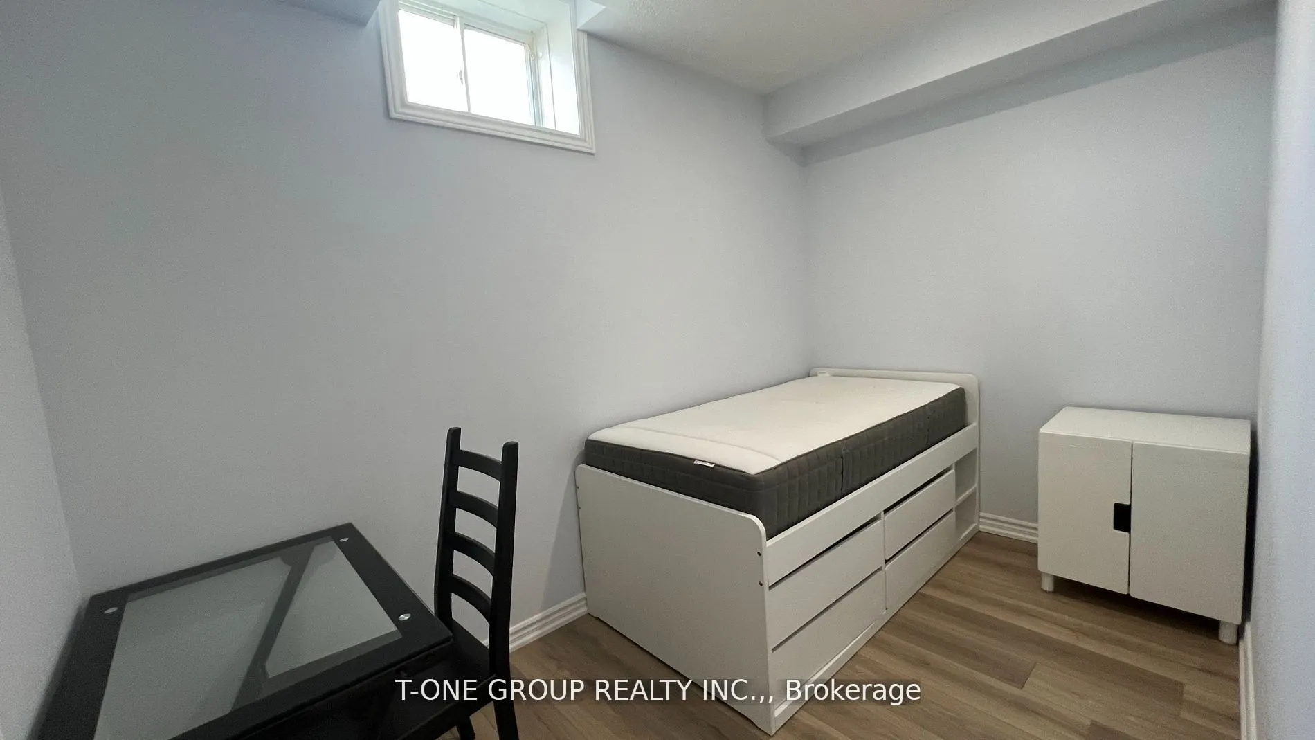 82 Madoc Place, #BSMT