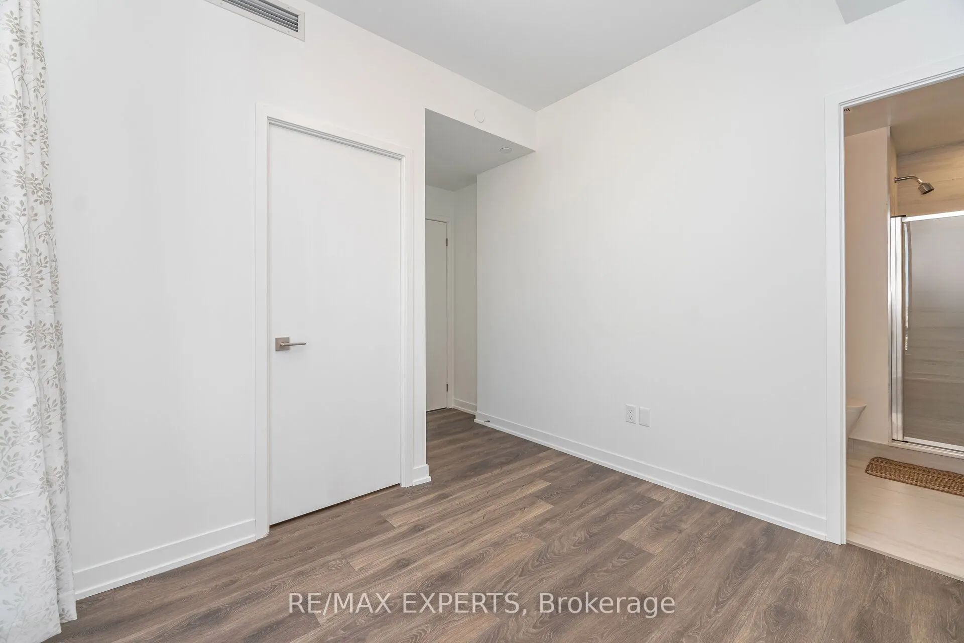 498 Caldari Road, #1824