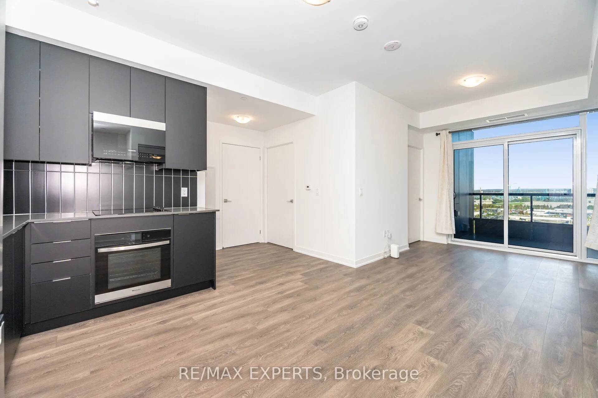 498 Caldari Road, #1824