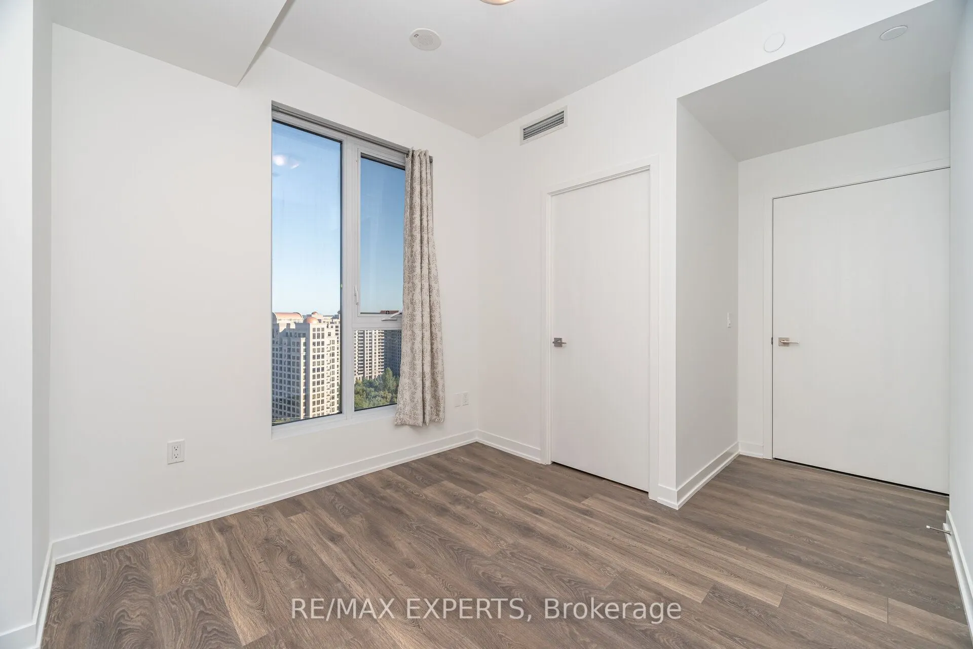 498 Caldari Road, #1824