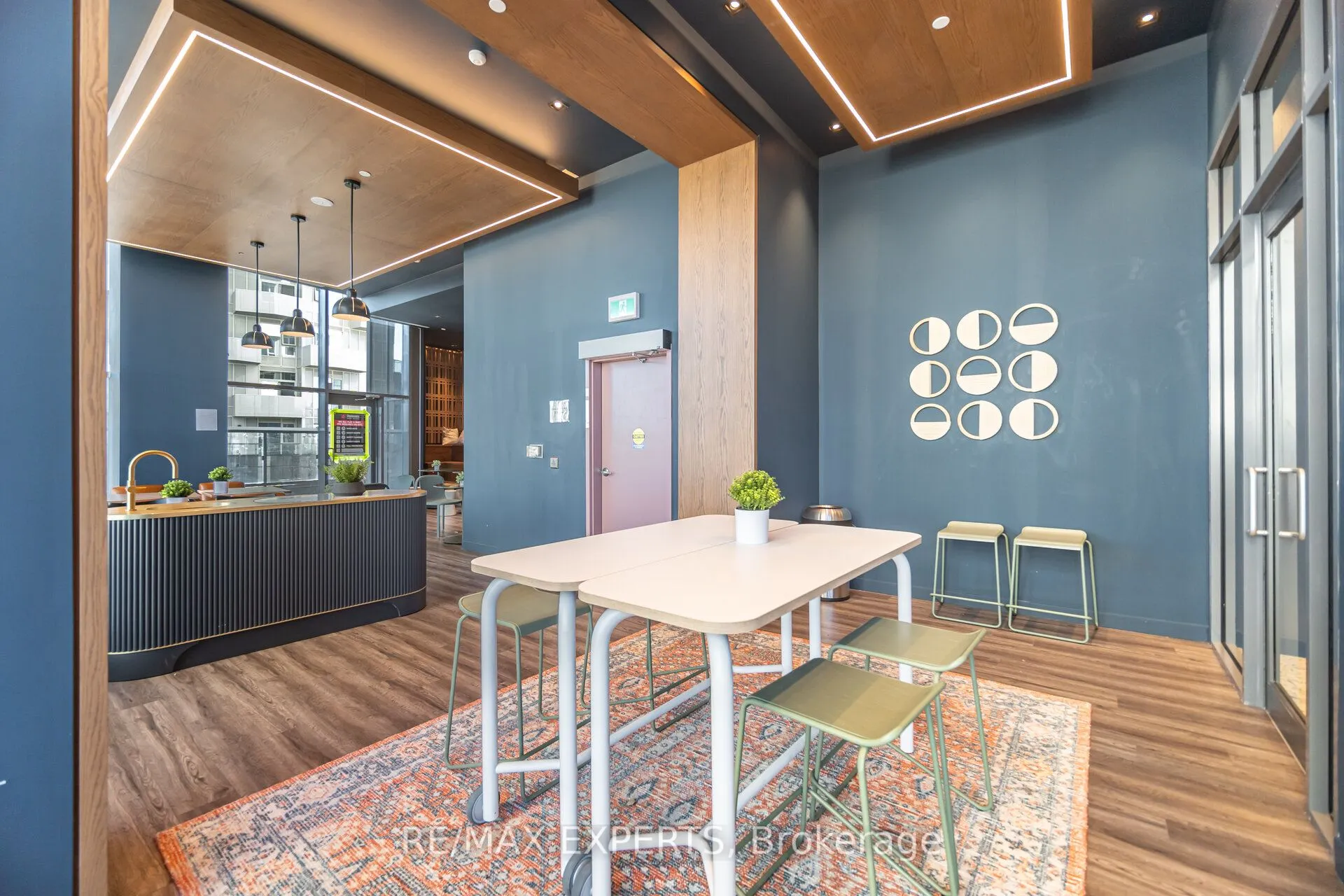 498 Caldari Road, #1824