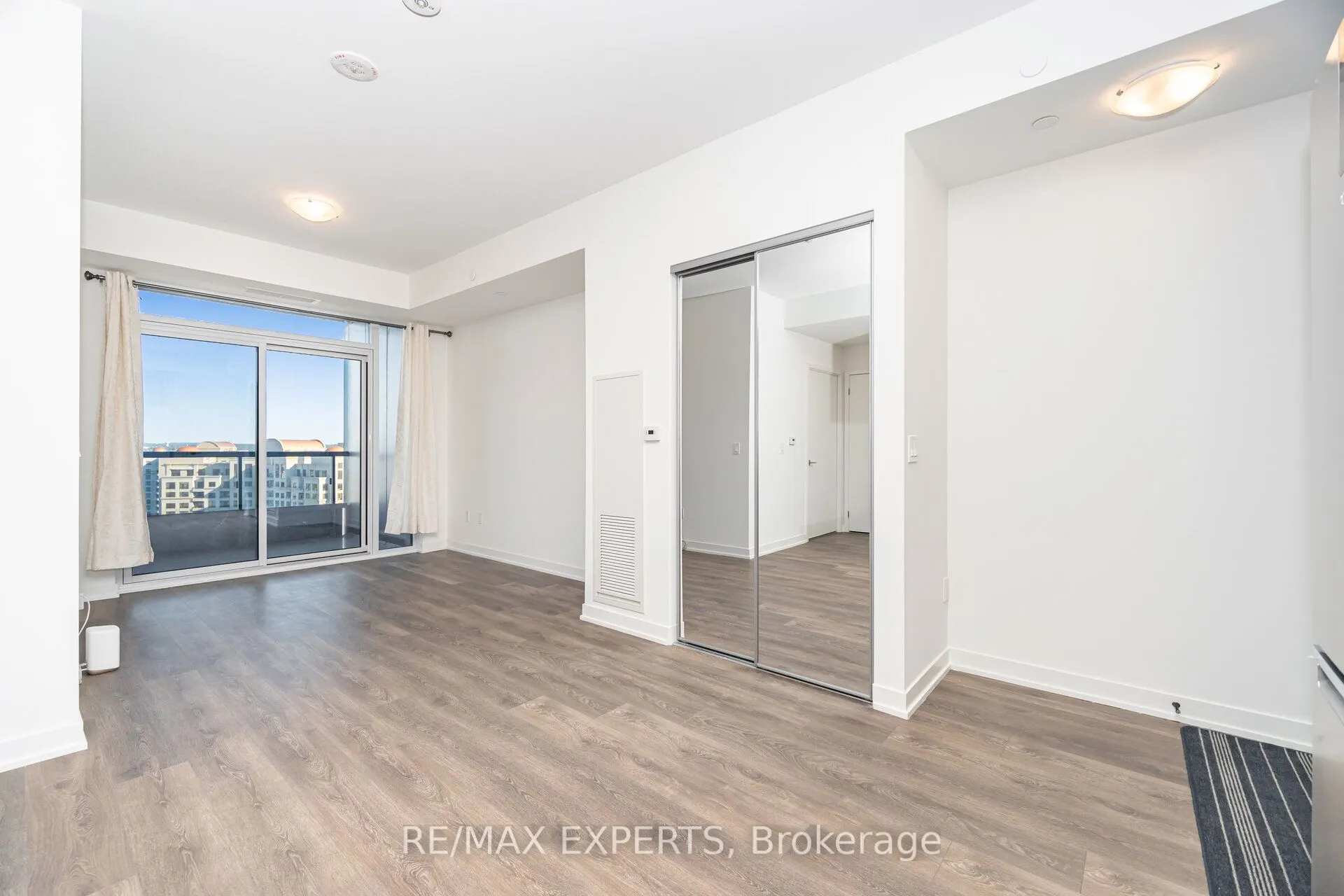 498 Caldari Road, #1824