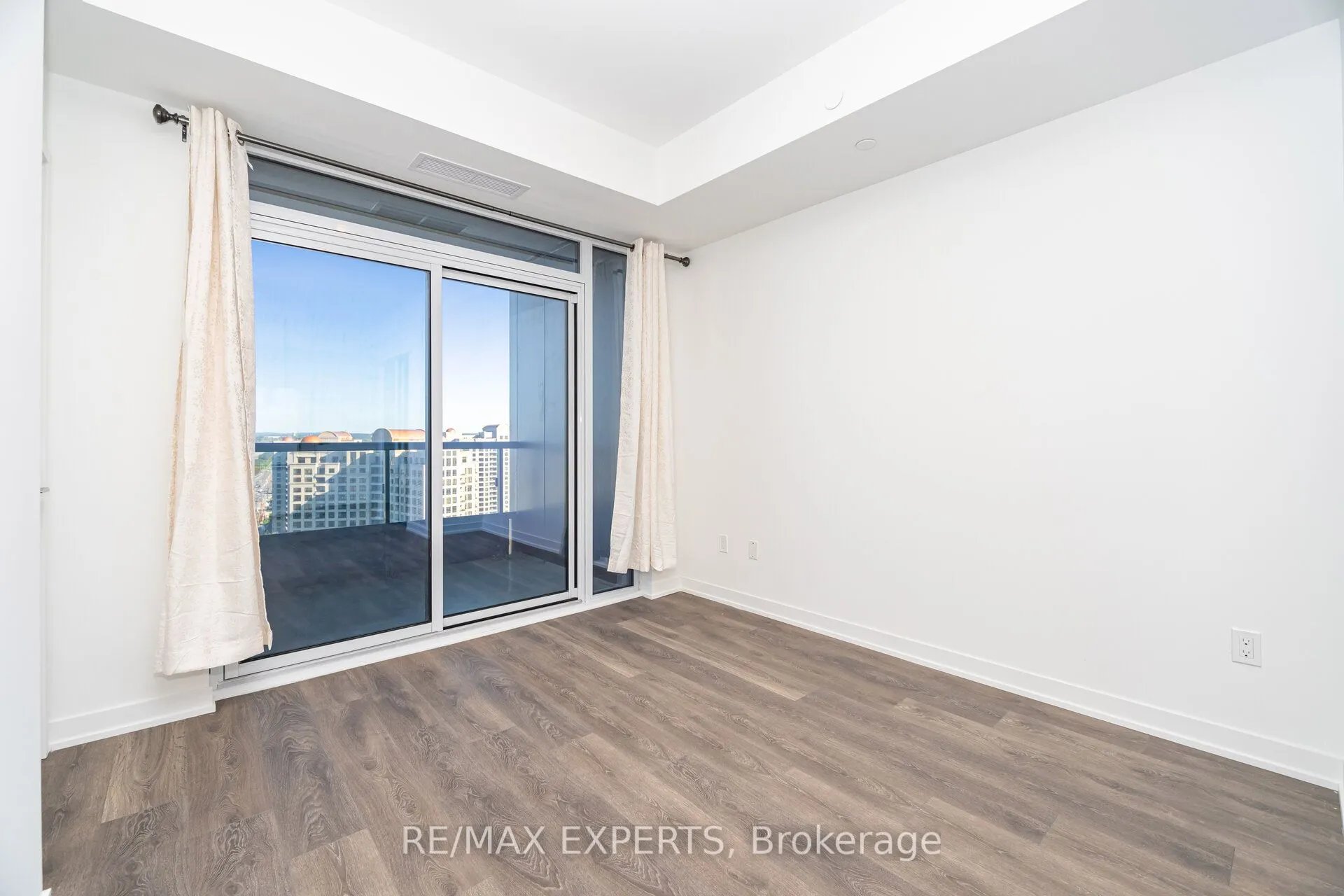 498 Caldari Road, #1824