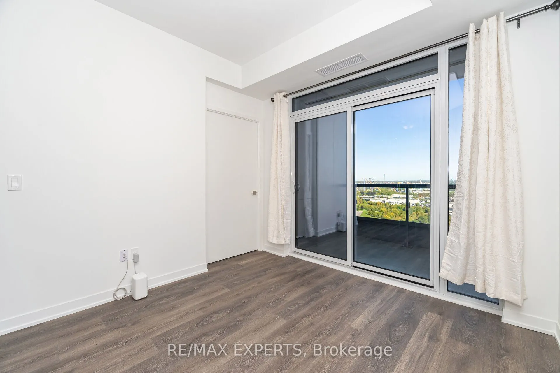 498 Caldari Road, #1824