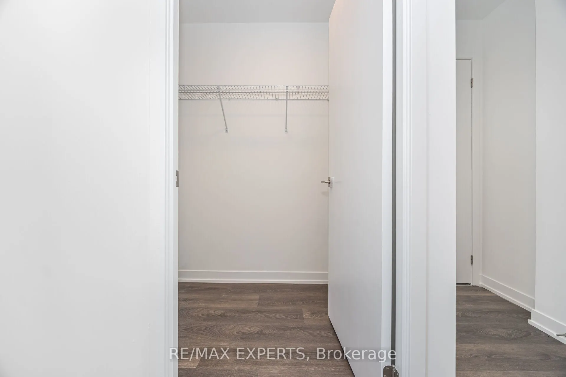498 Caldari Road, #1824