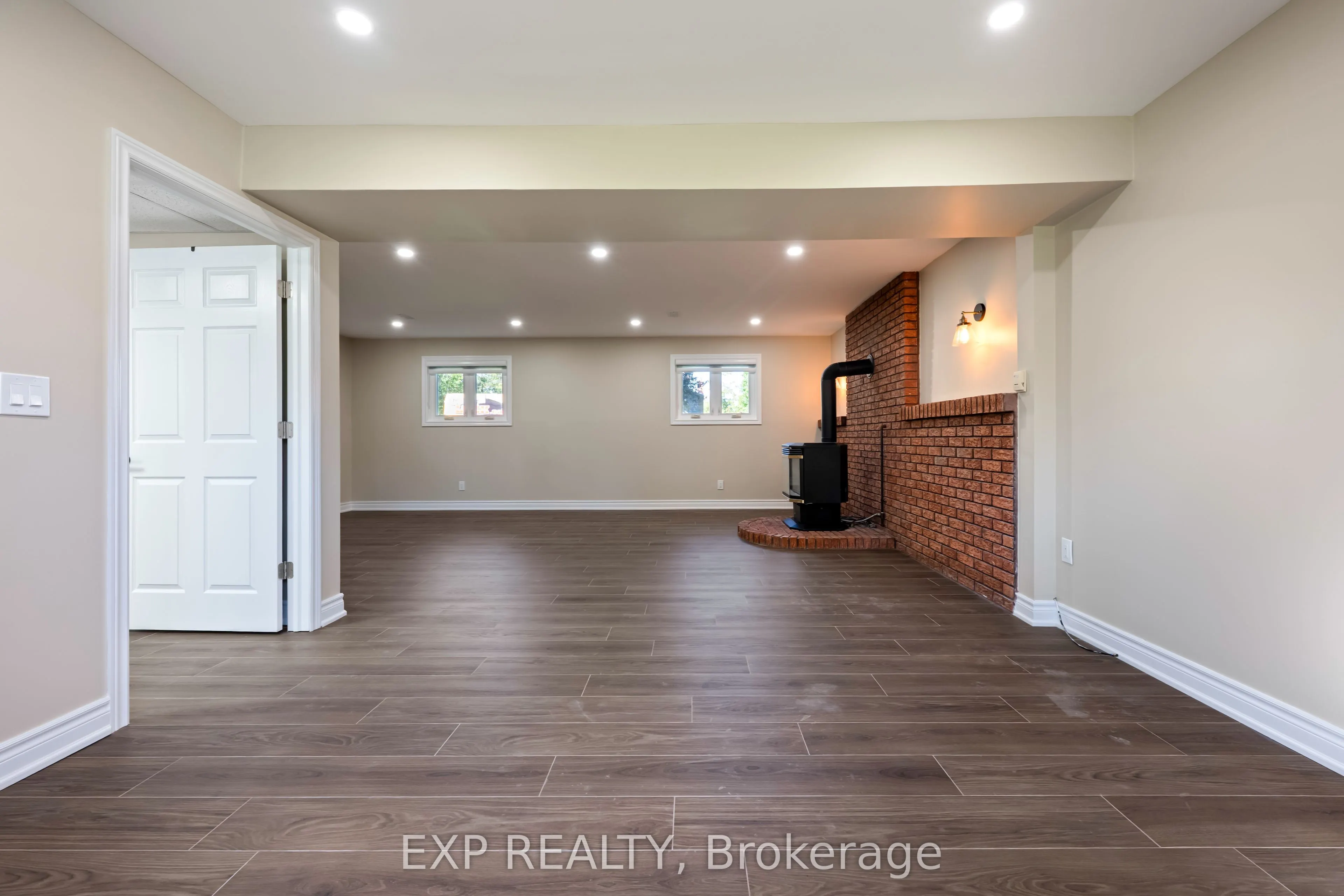 258 Nelson Crescent