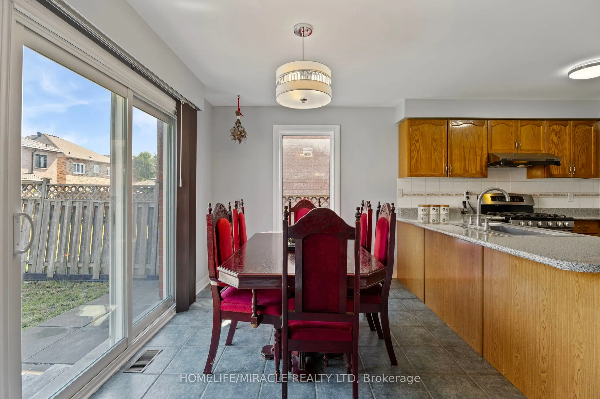146 Roxbury Street