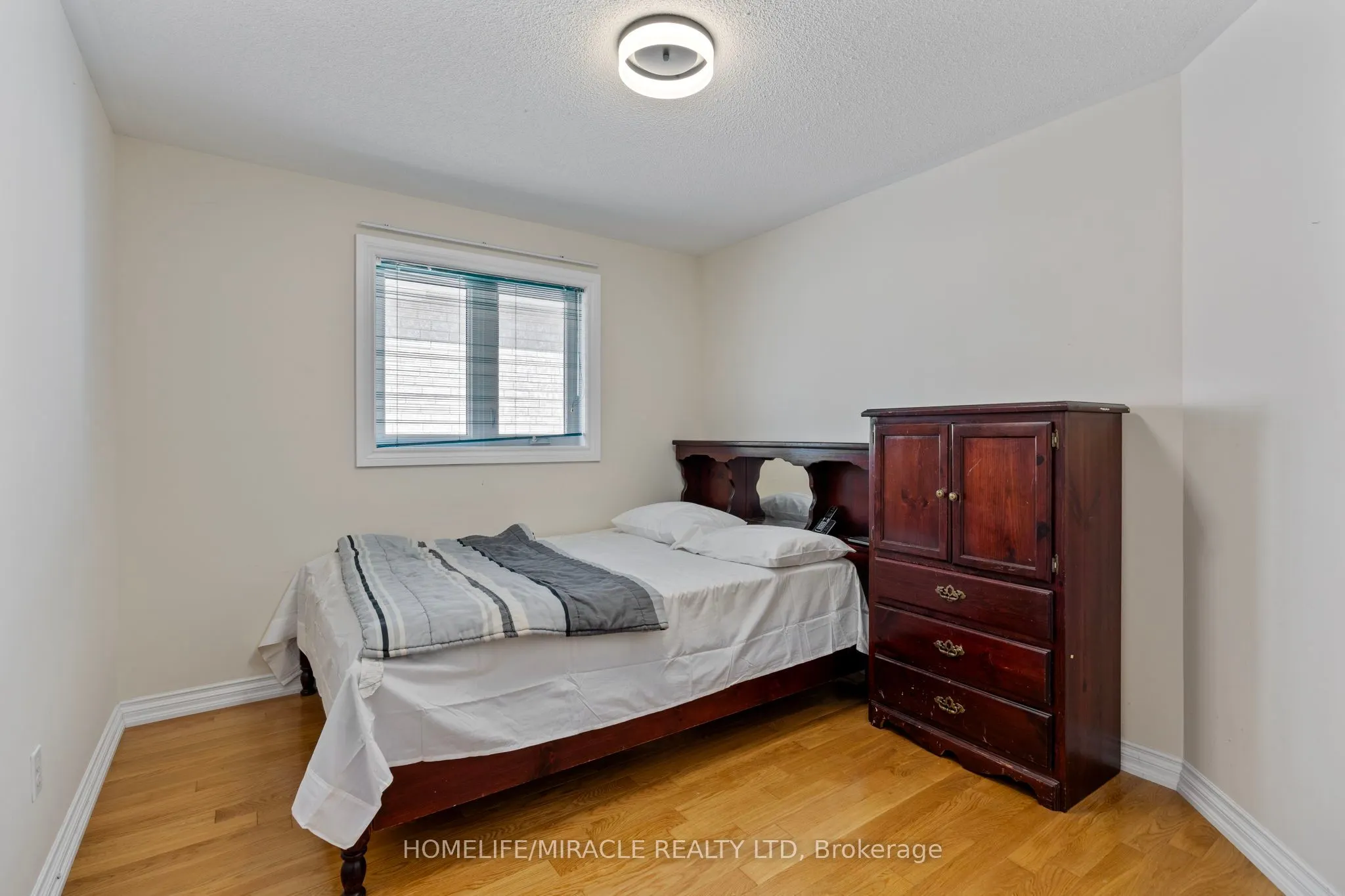 146 Roxbury Street