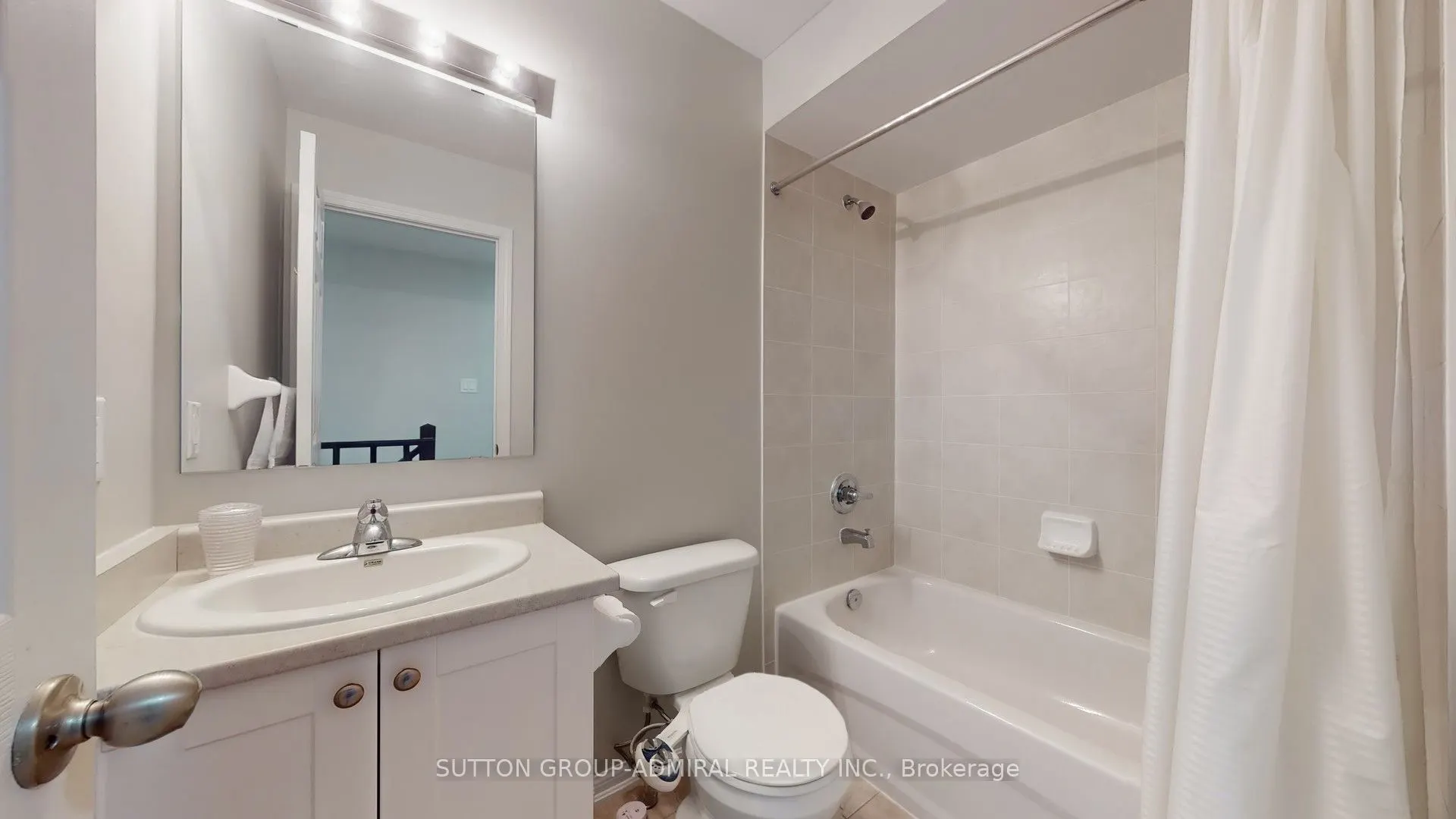 46 Edwin Pearson Street, #13