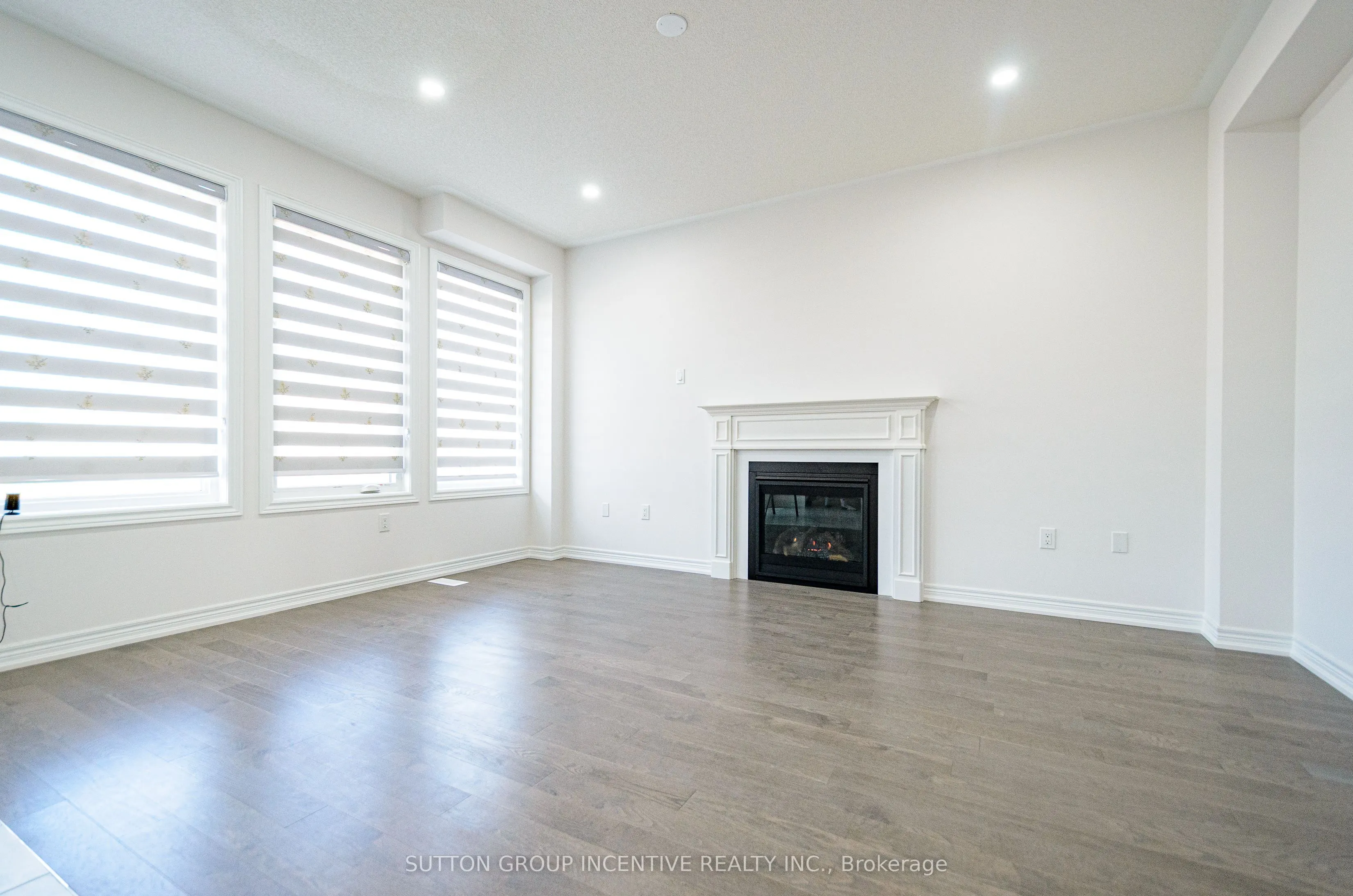 37 BAYCROFT Boulevard