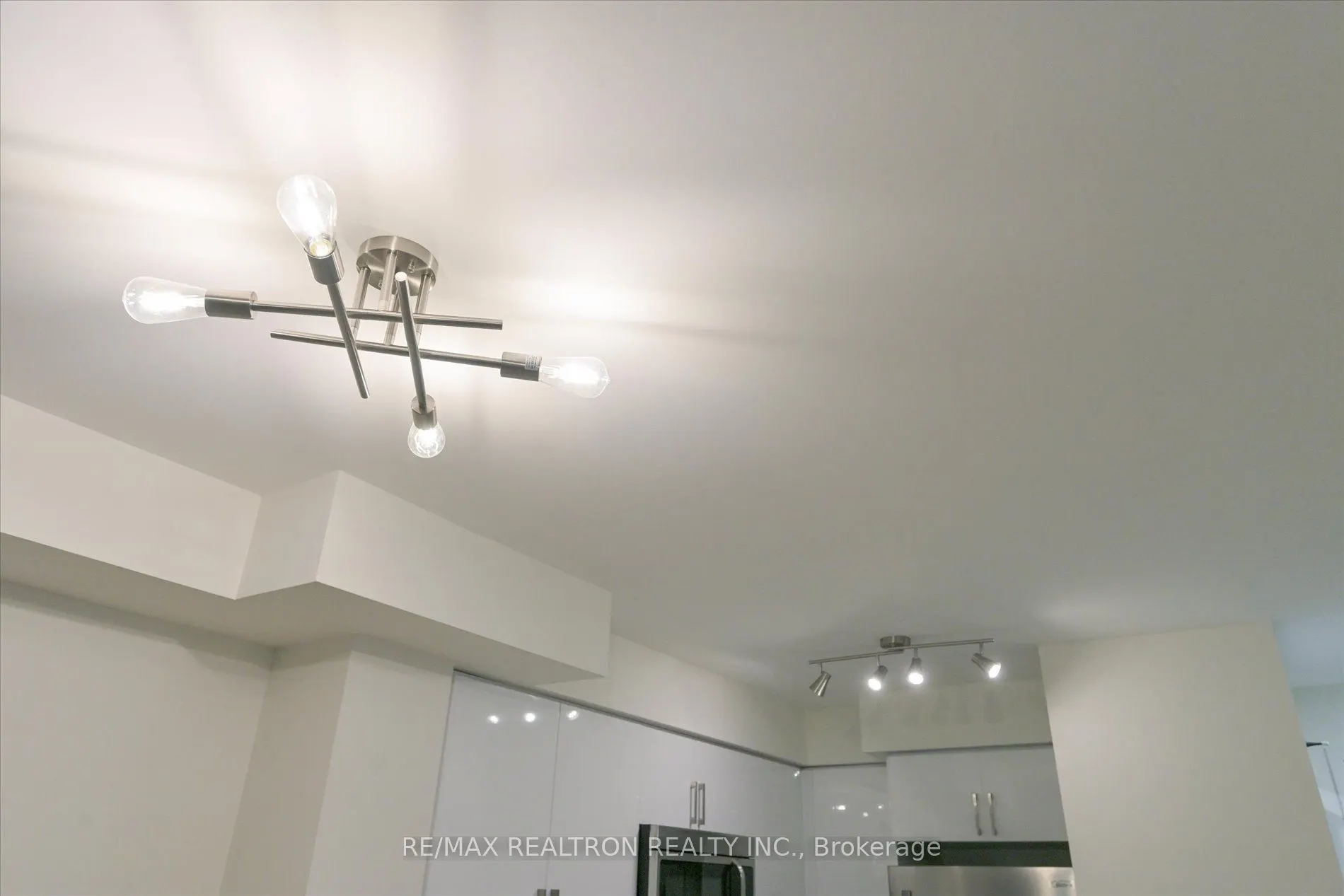 73 King William Crescent, #206