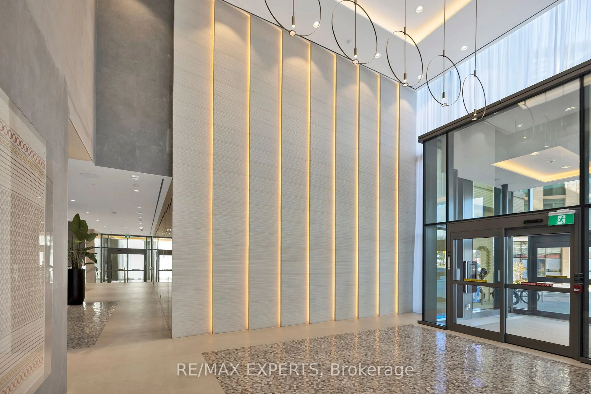 7890 Jane Street, #609