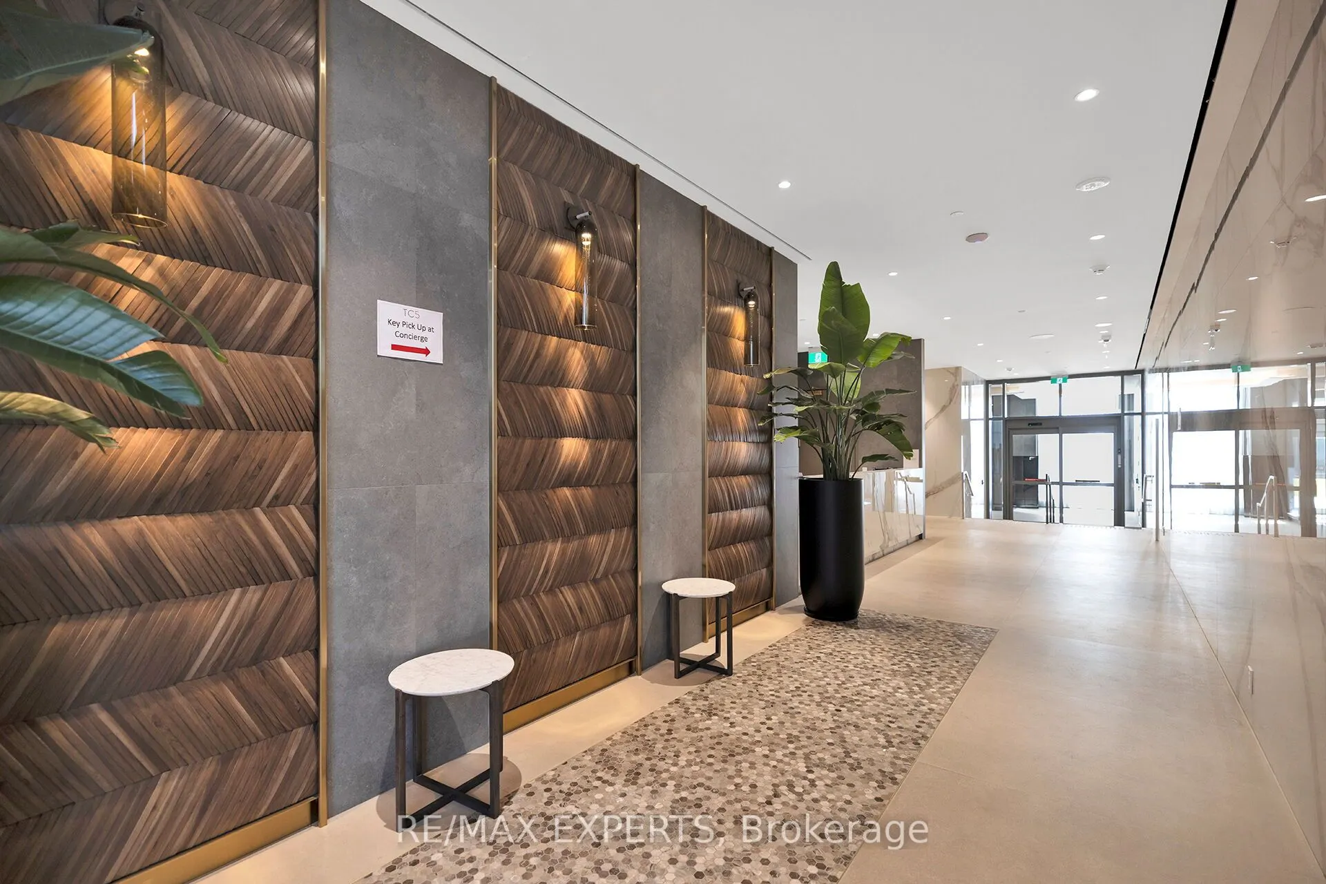 7890 Jane Street, #609
