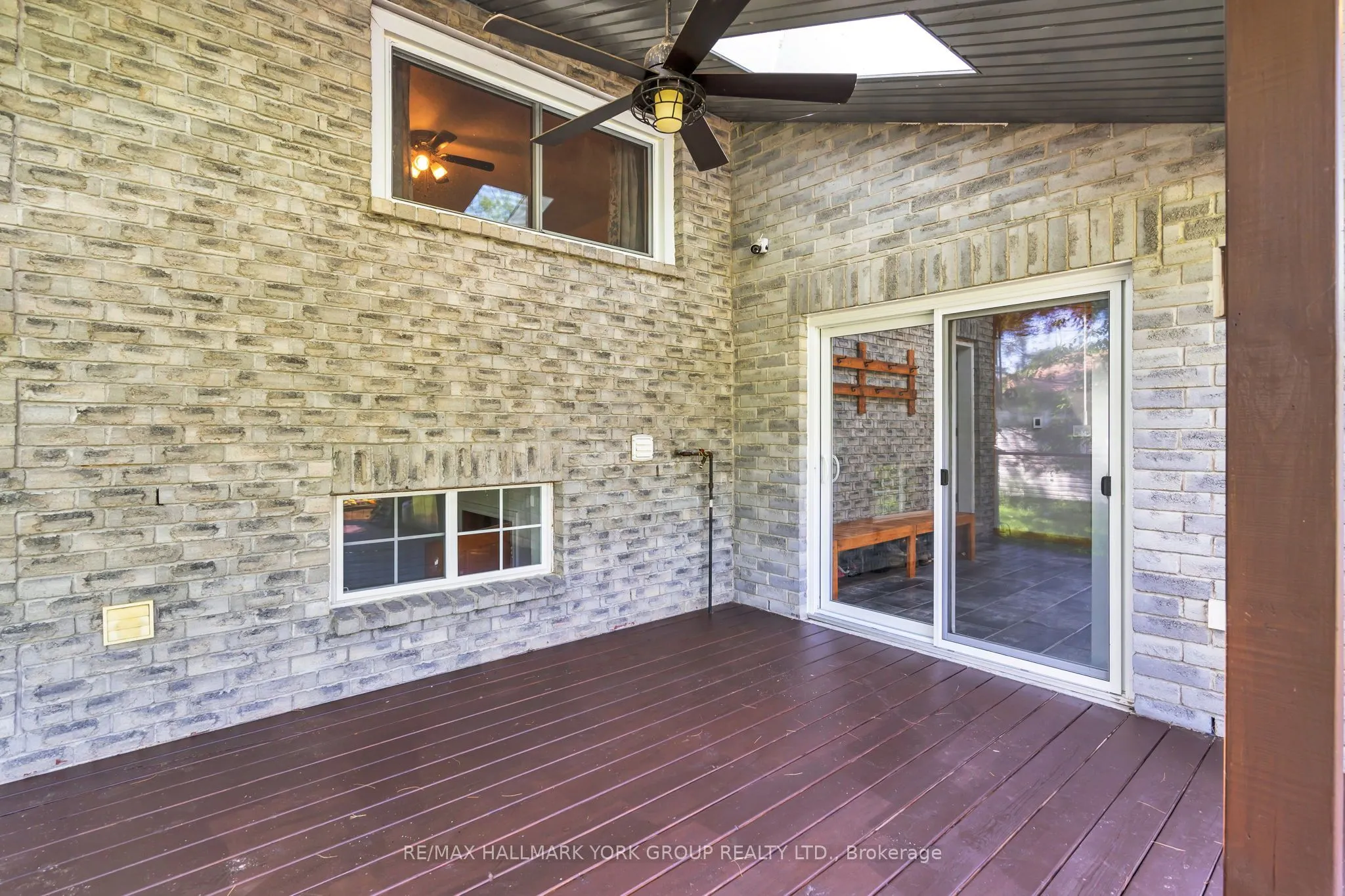 8 Rushton Road