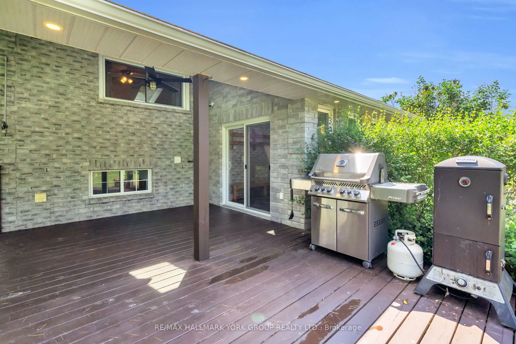 8 Rushton Road