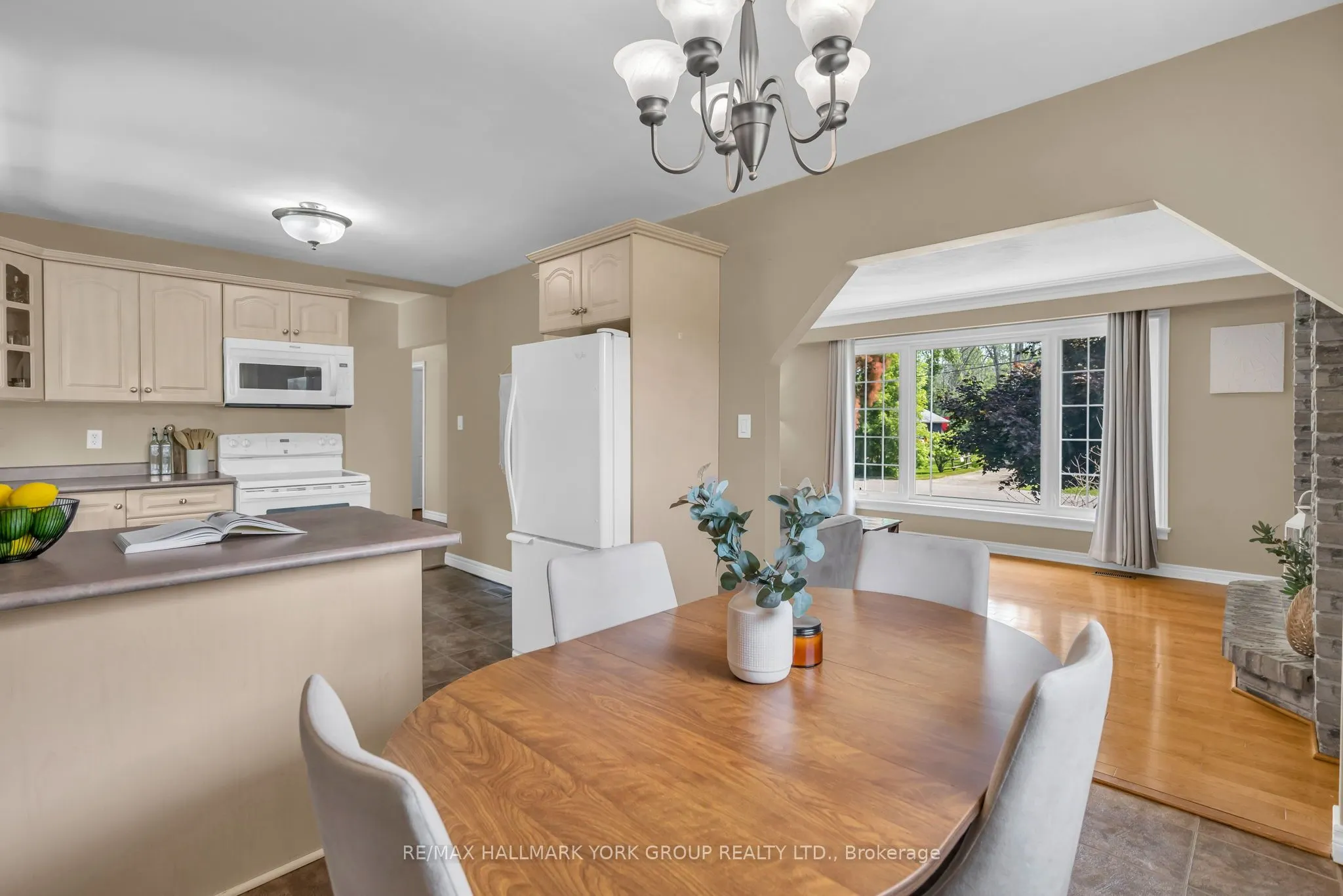 8 Rushton Road