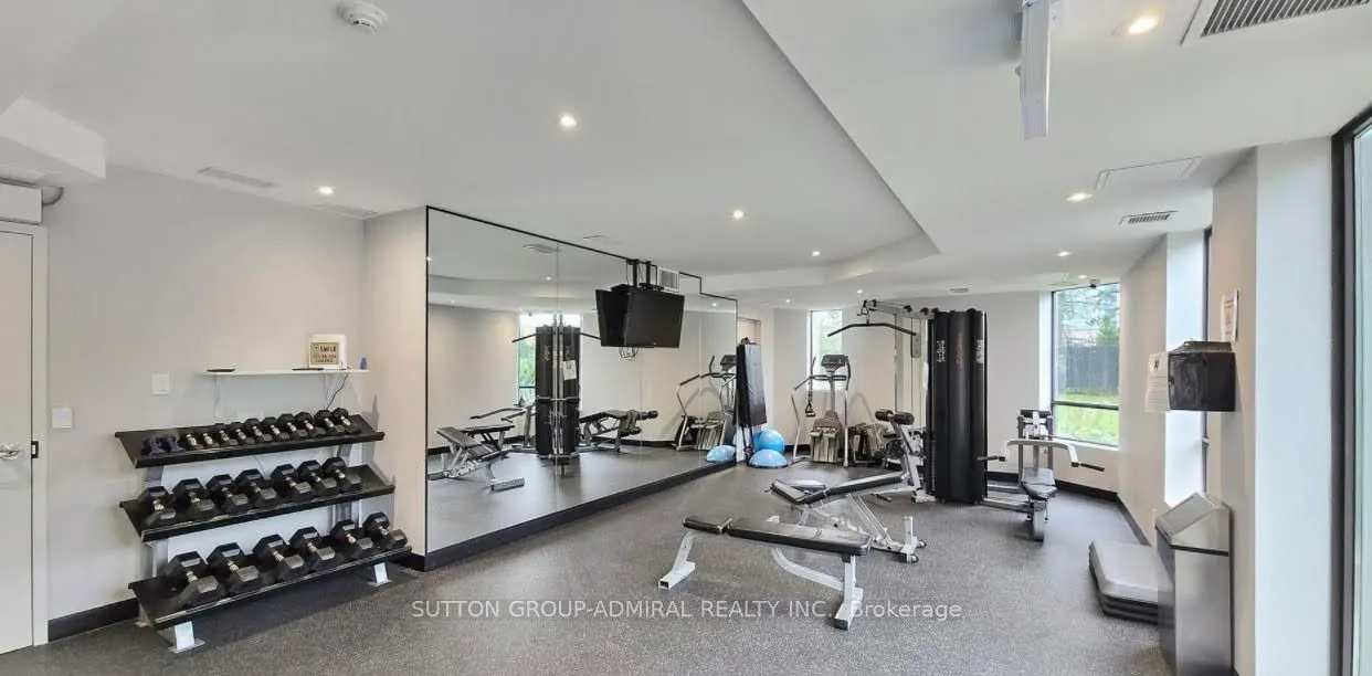 7460 Bathurst Street W, #1110