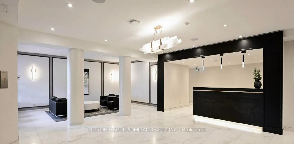 7460 Bathurst Street W, #1110