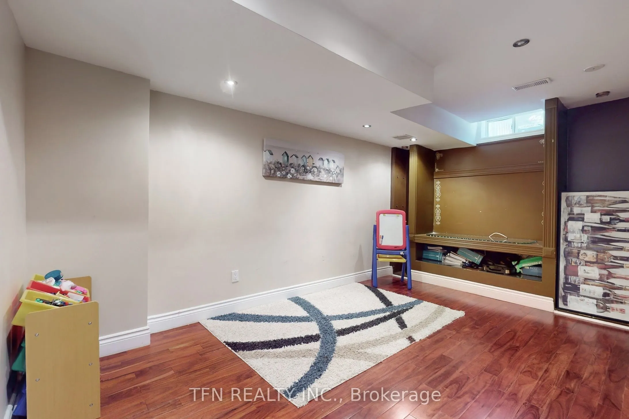 24 Lucerne Drive