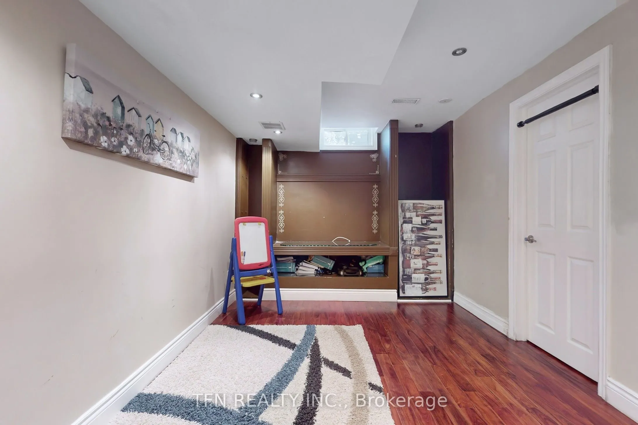 24 Lucerne Drive
