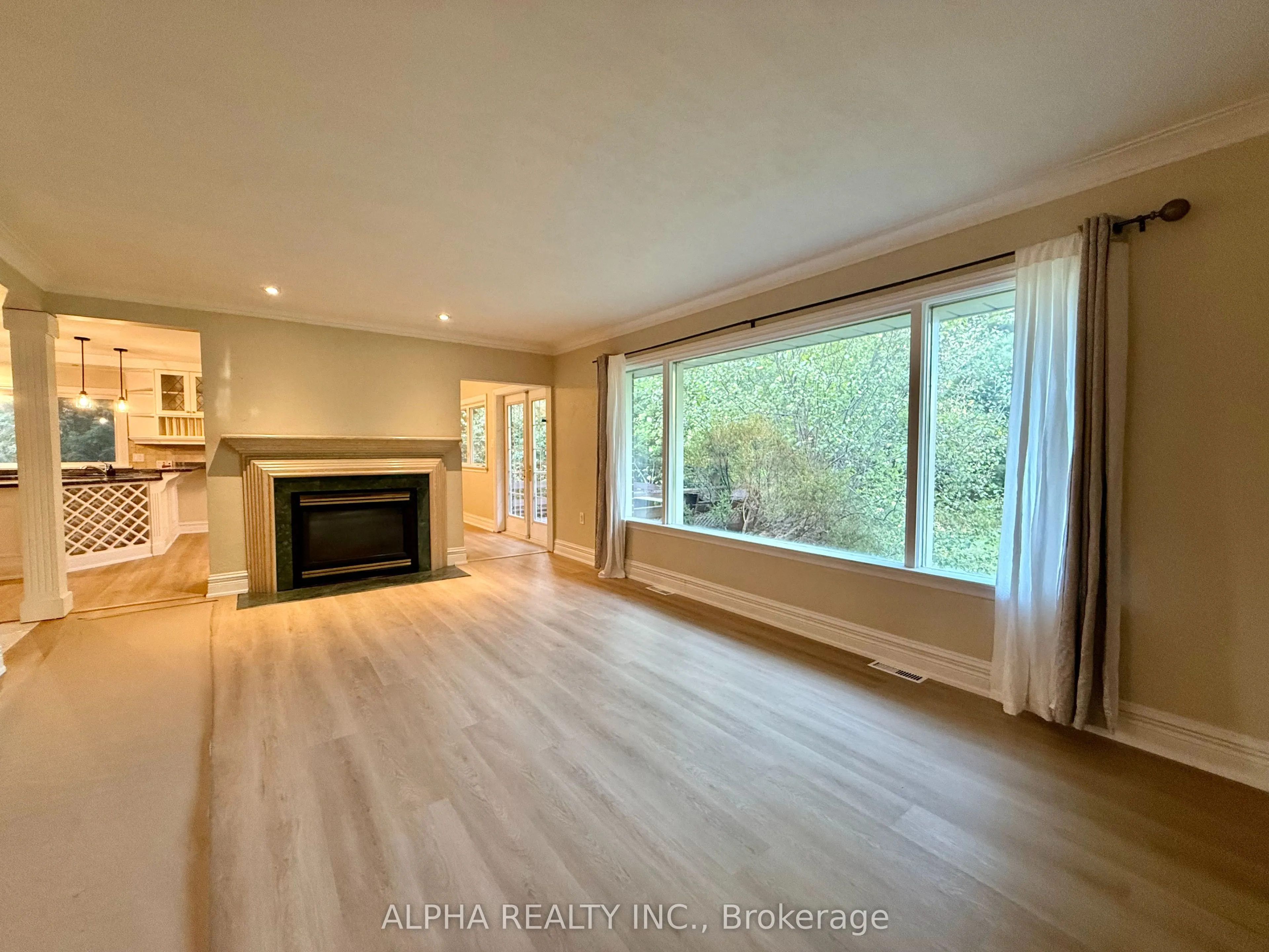 66 Roosevelt Drive