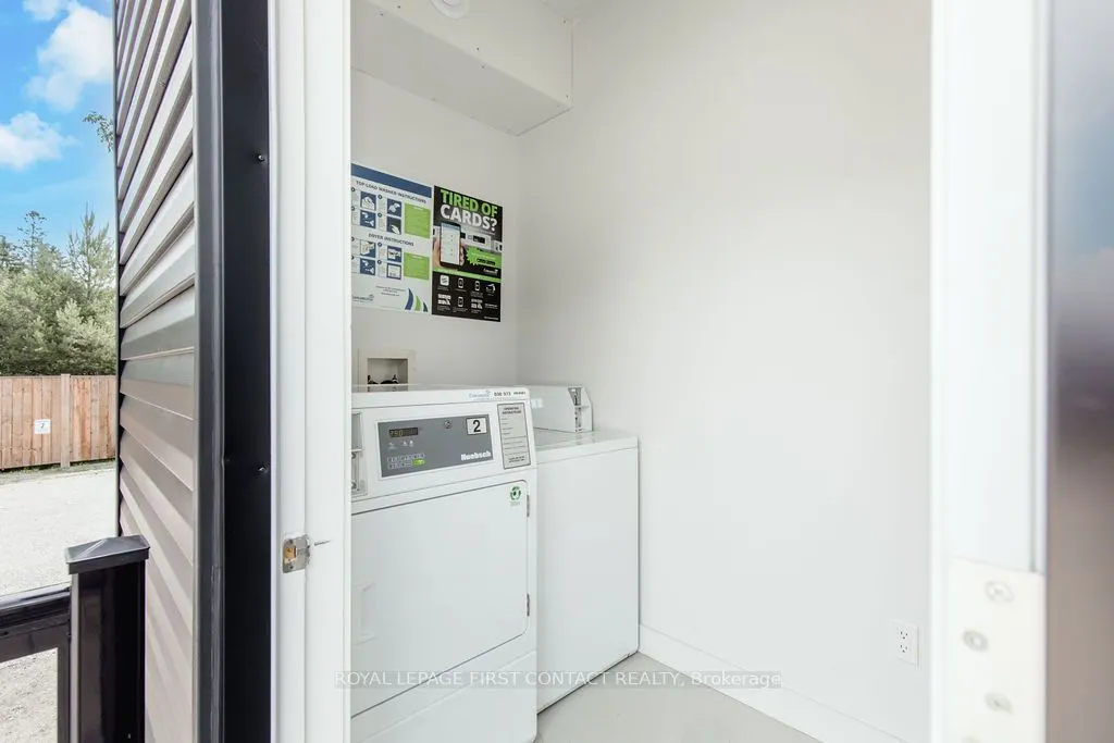 1370 Killarney Beach Road