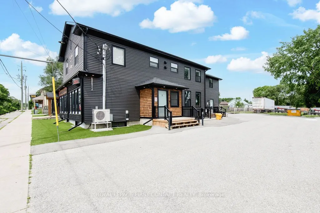 1370 Killarney Beach Road