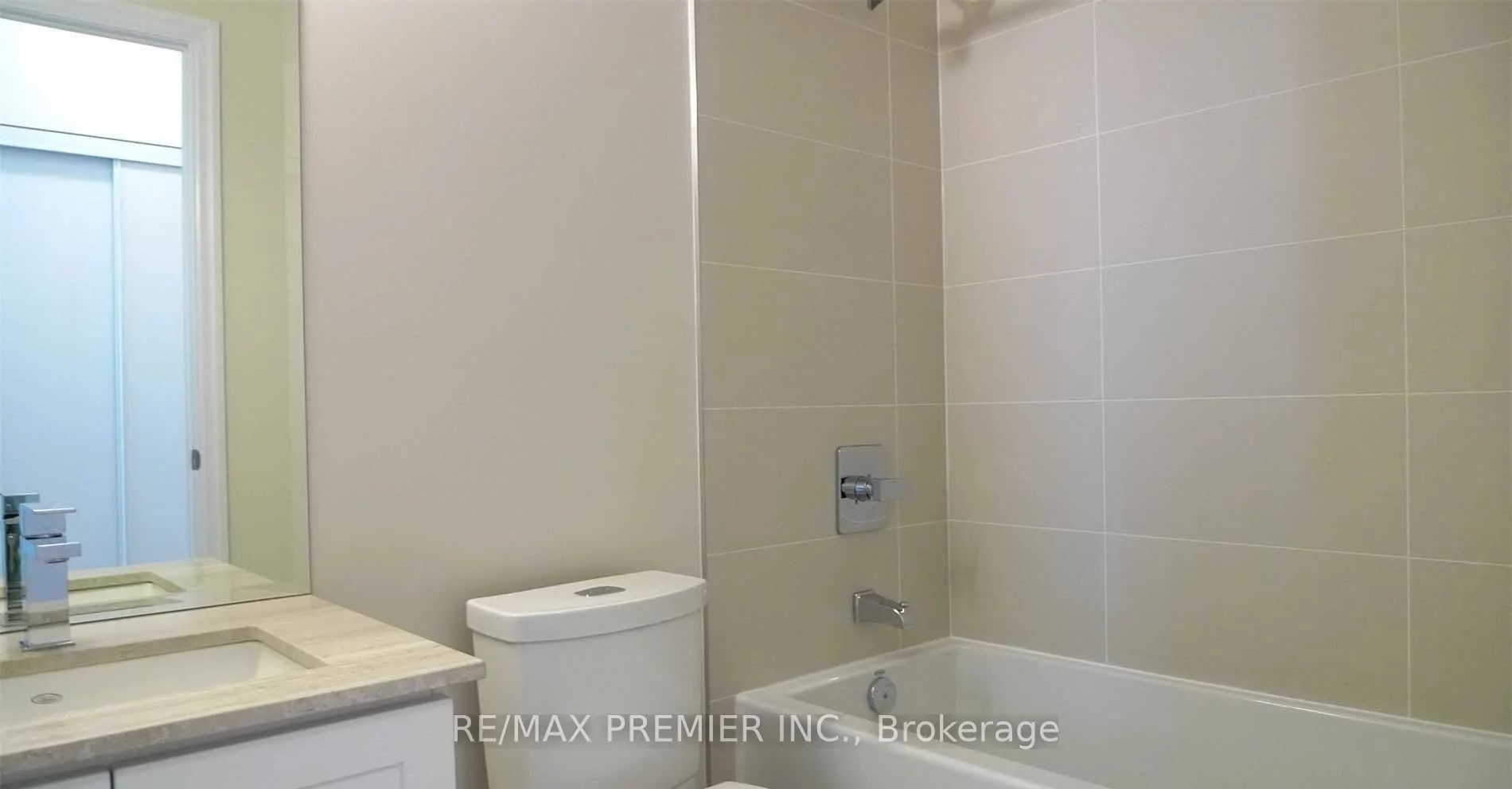 9075 Jane Street, #615